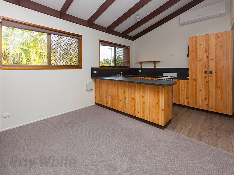 11 Sturt Drive, Redbank Plains, QLD 4301