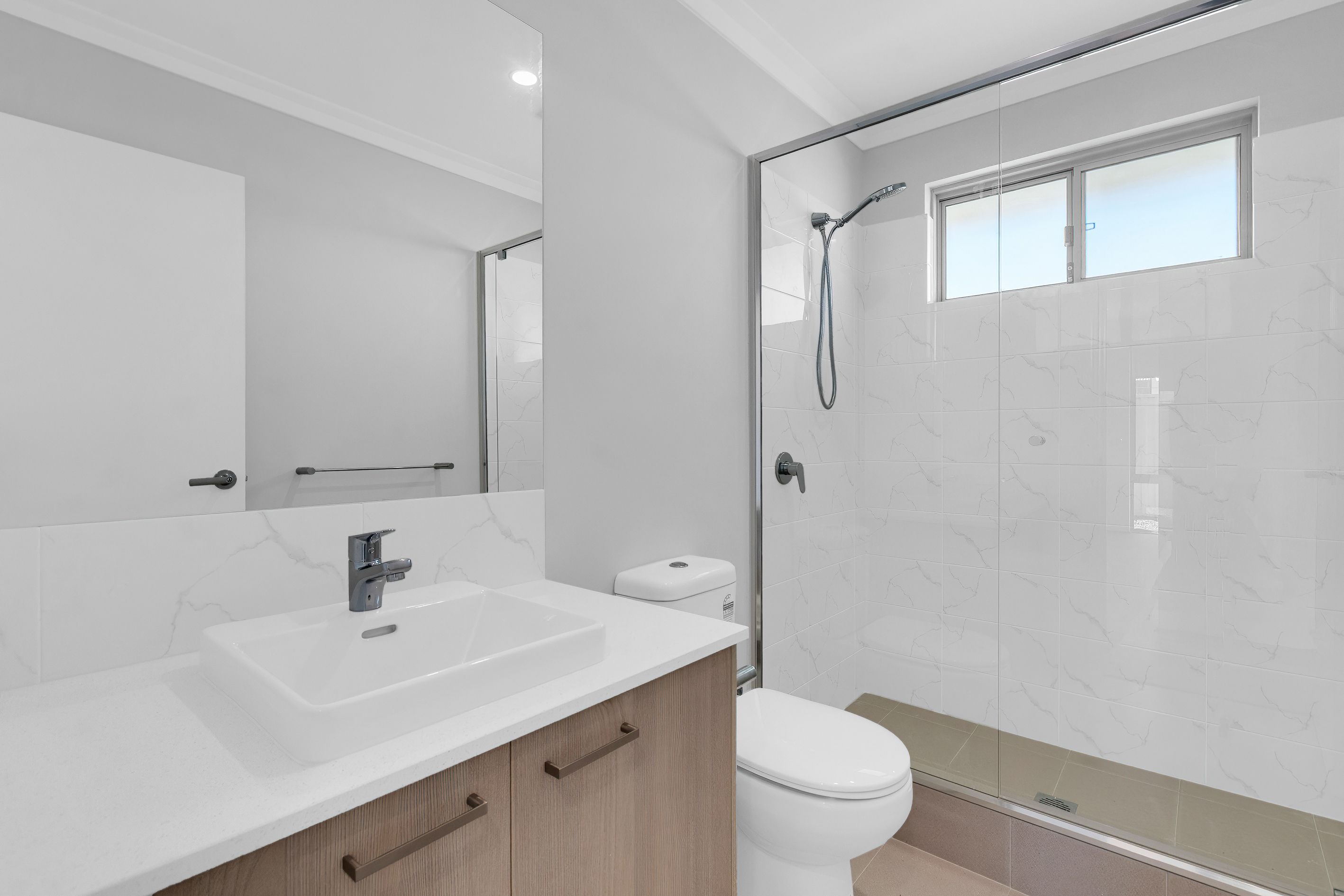 1 Akuna Way — photo 13 of 16