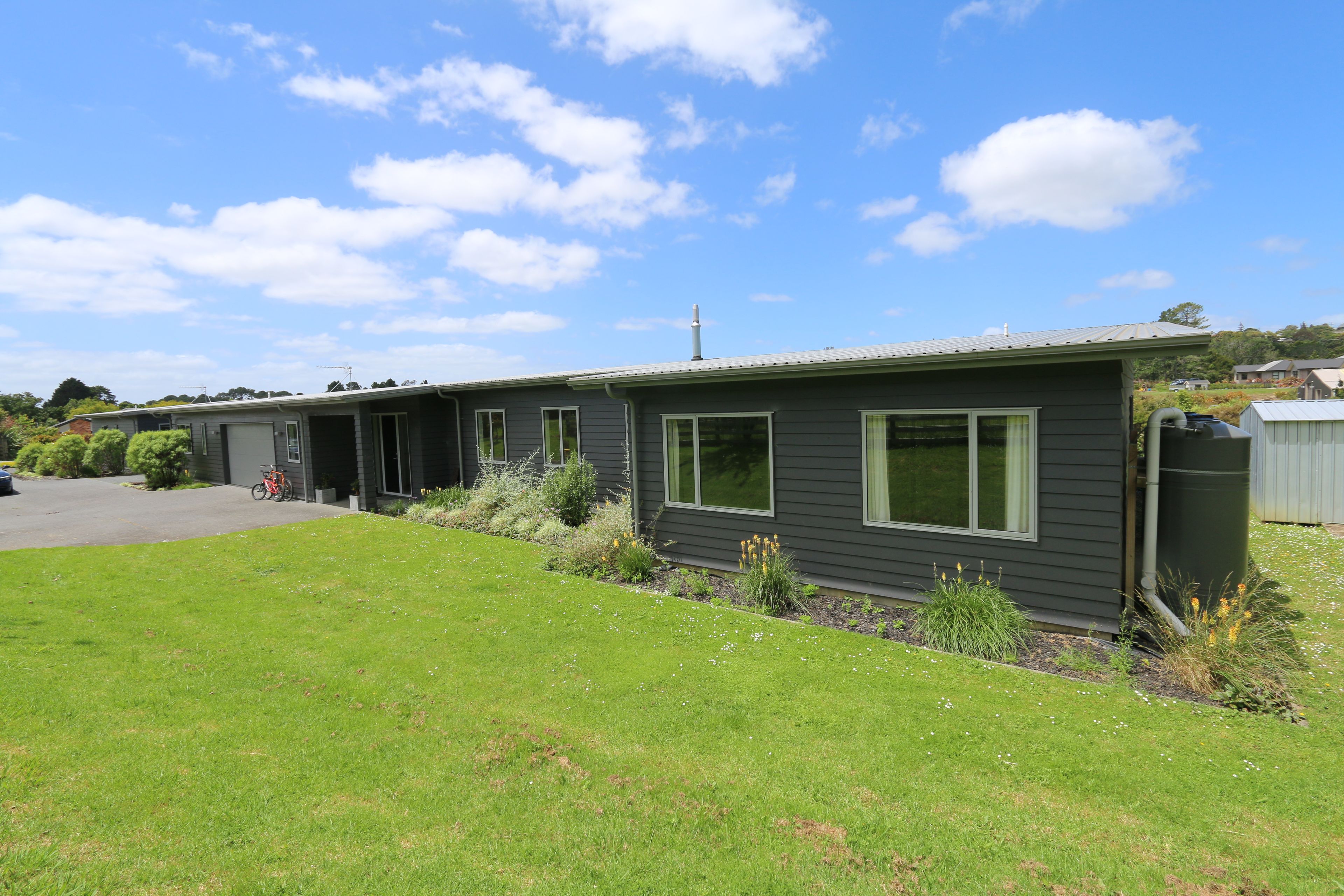 88 Shaw Road, Oratia, Waitakere City