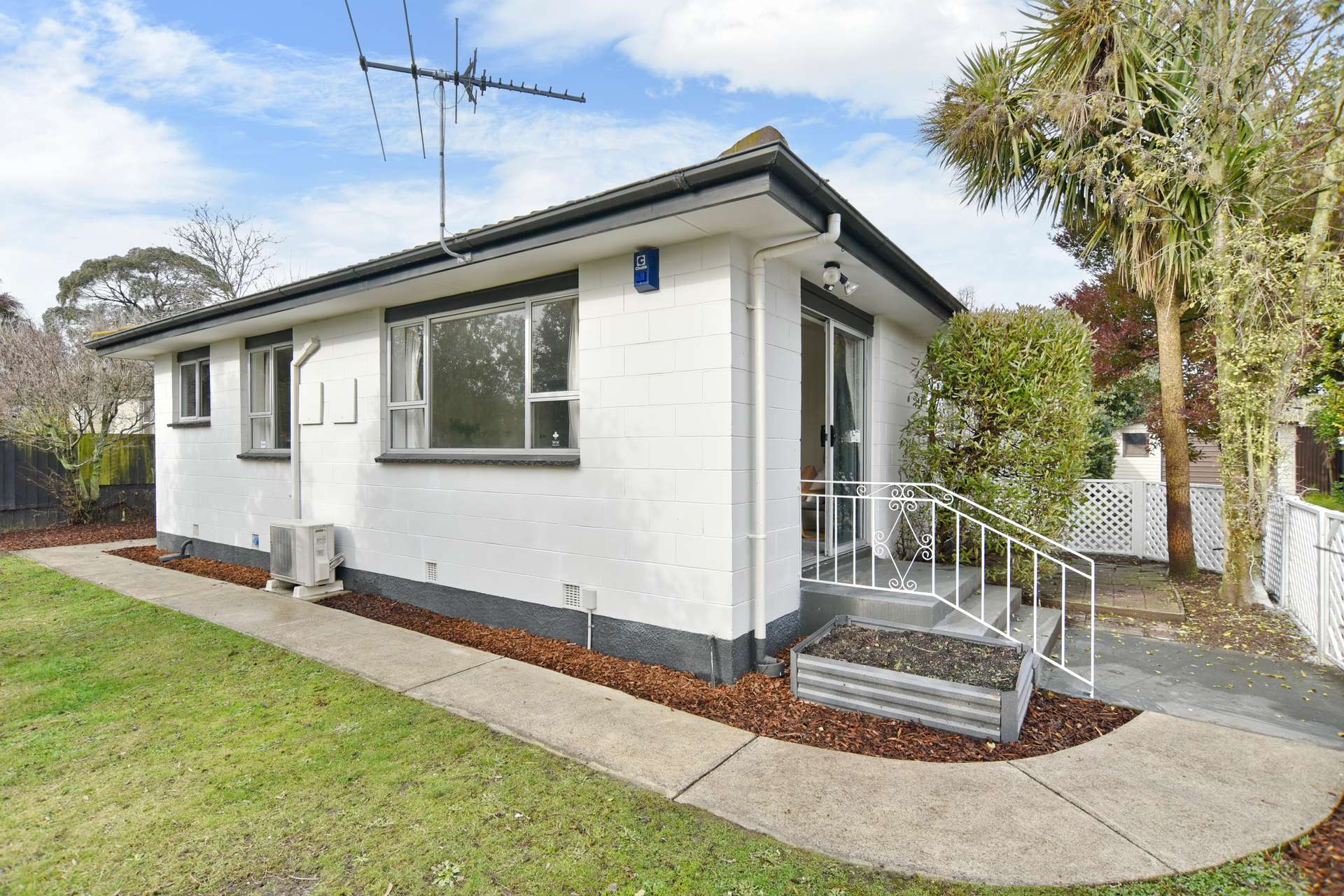 1/18 Kawau Crescent photo 0