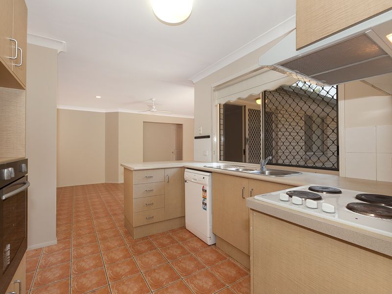 51 Palm Street, Kenmore, QLD 4069