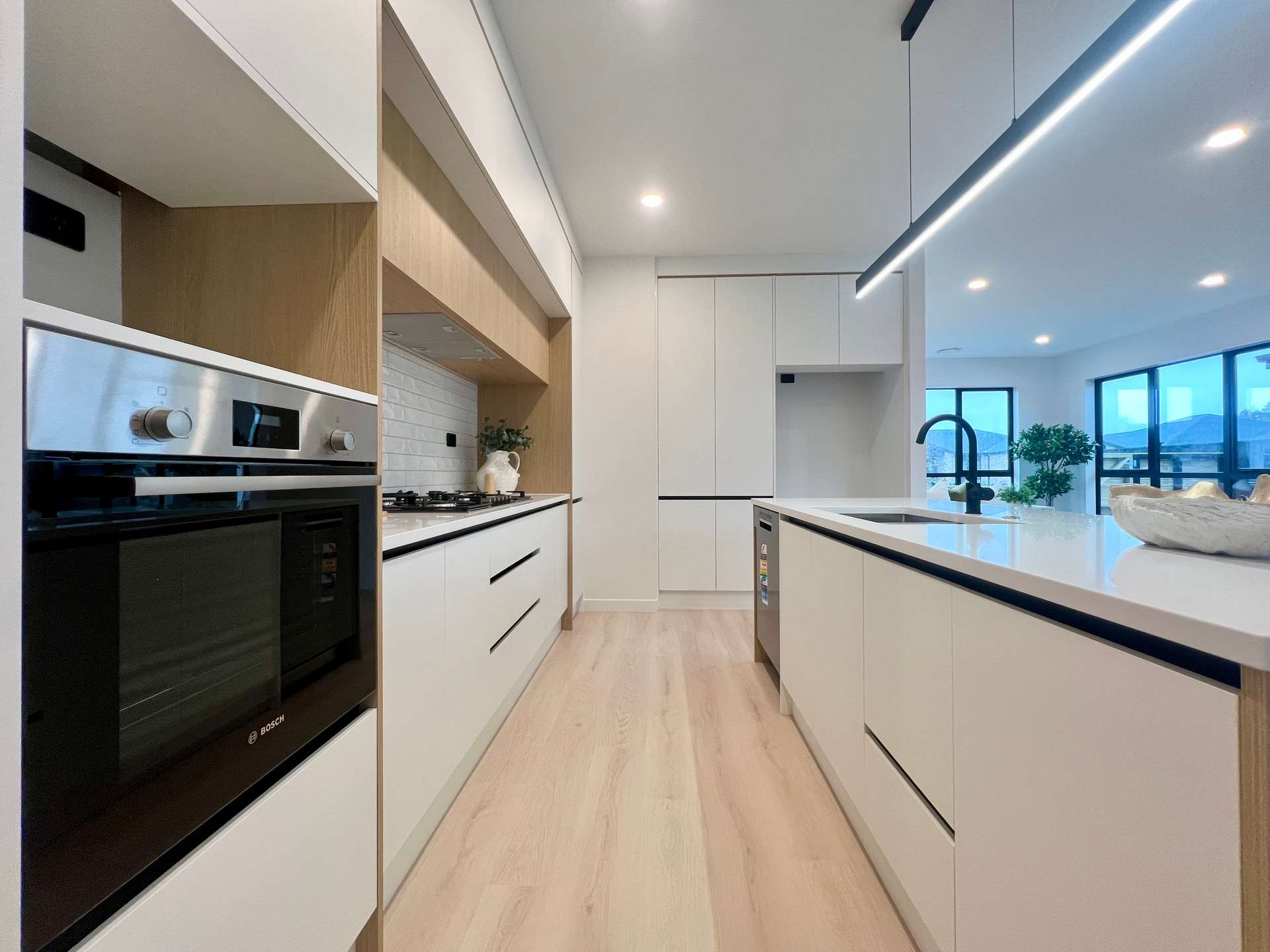 30 Tipu Crescent photo 6