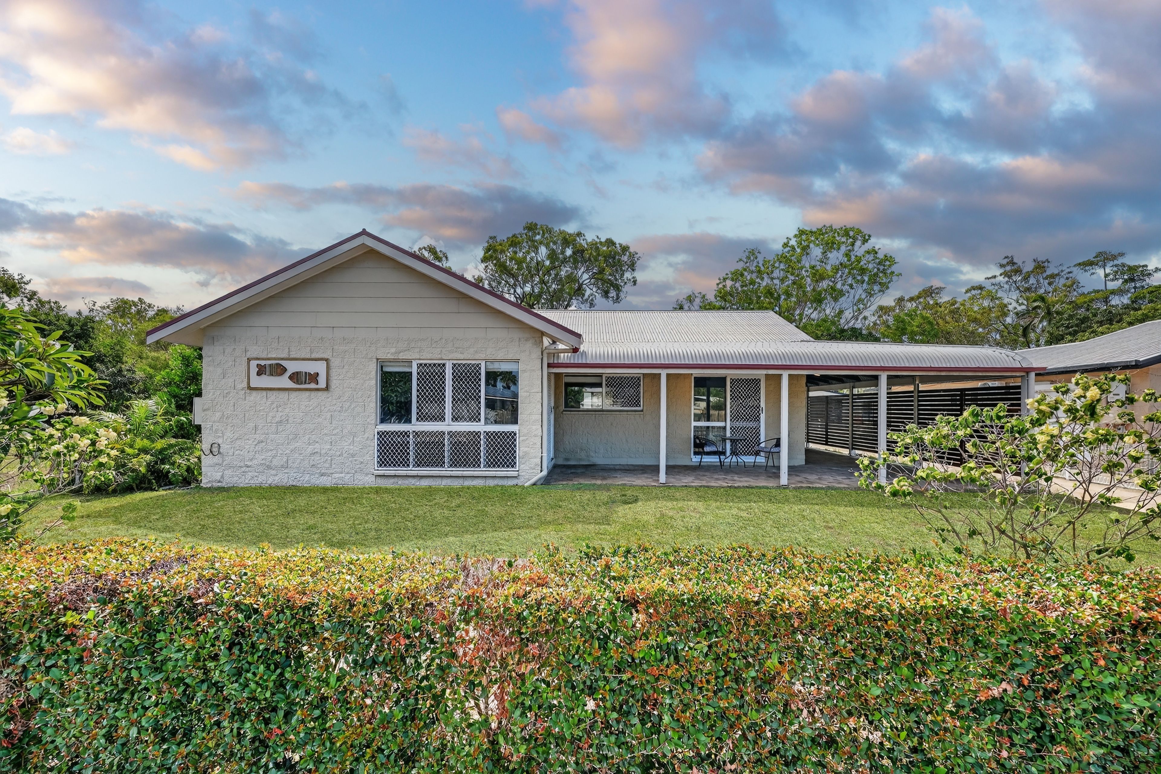 25 Borton Street, Balgal Beach, QLD 4816