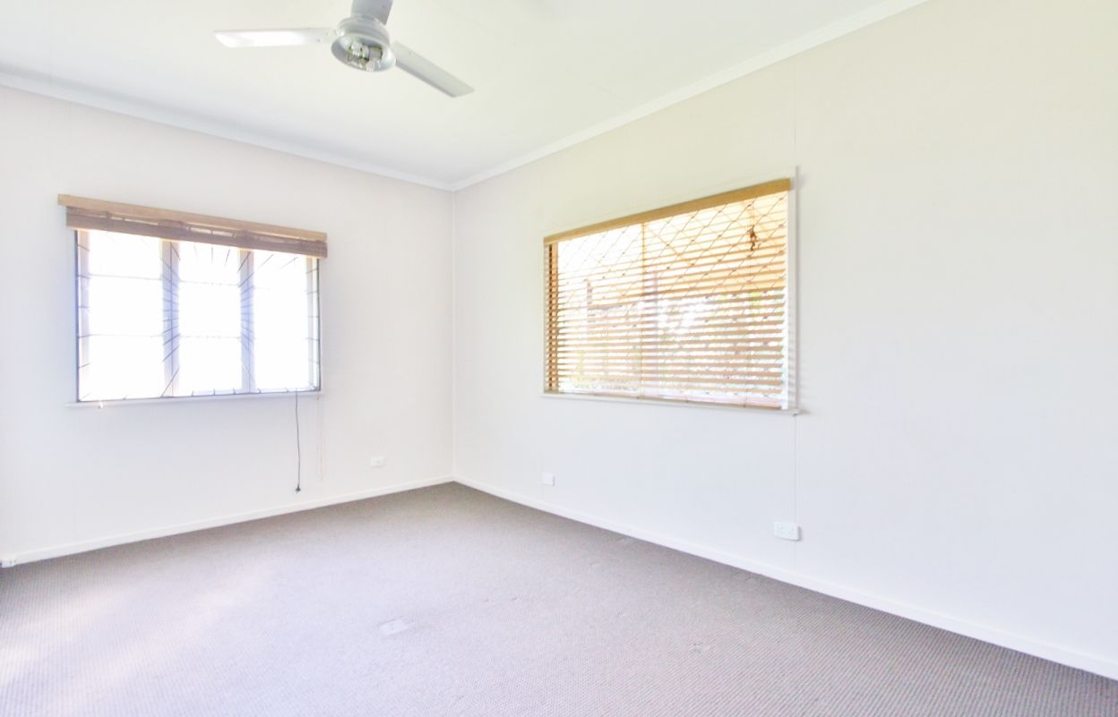 10 Kogarah Street, Tarragindi, QLD 4121