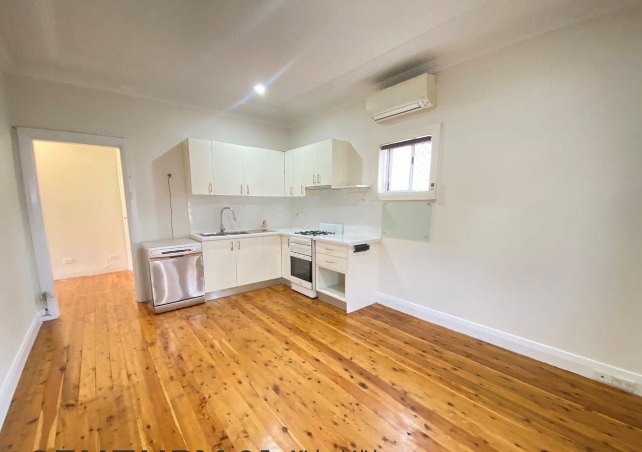 8 Beresford Avenue, Beverly Hills, NSW 2209