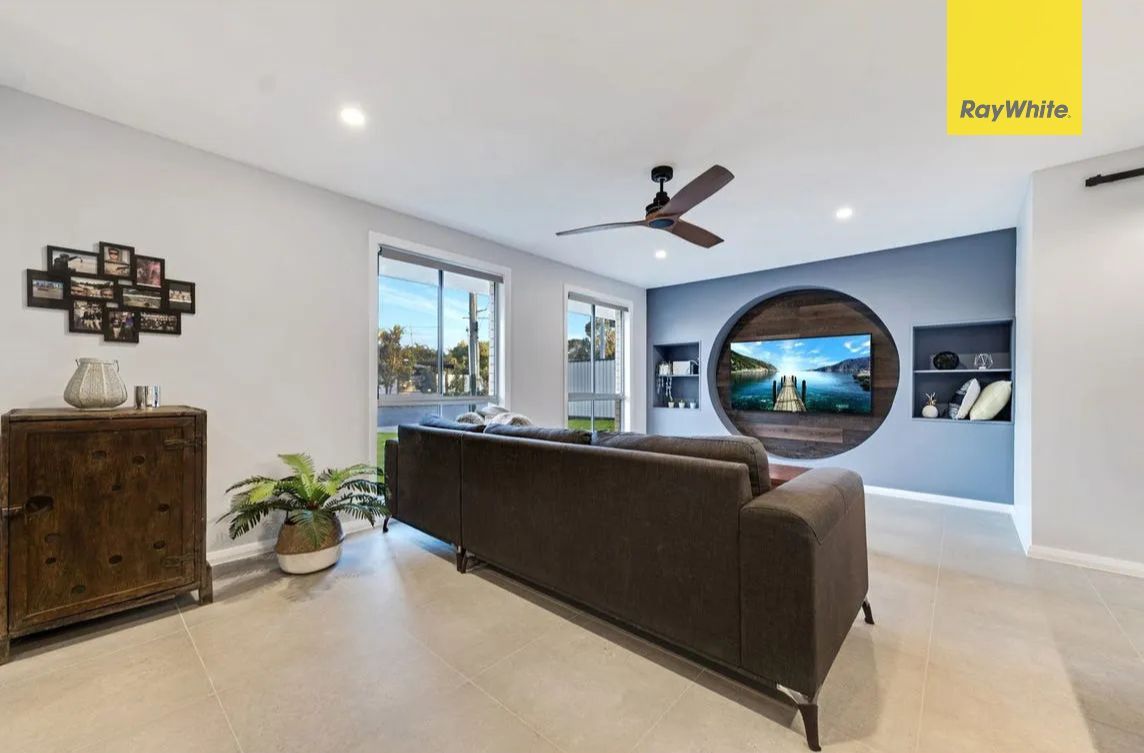 4 Village Drive, Daisy Hill, QLD 4127