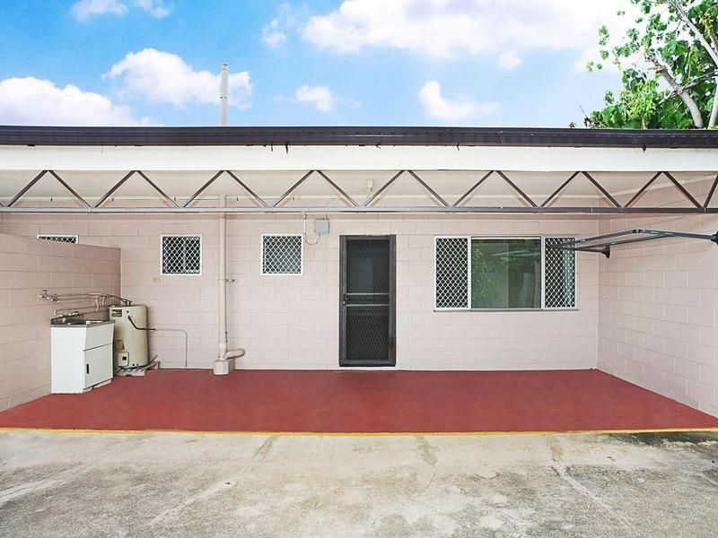6 Palmerston Street, Pimlico QLD 4812