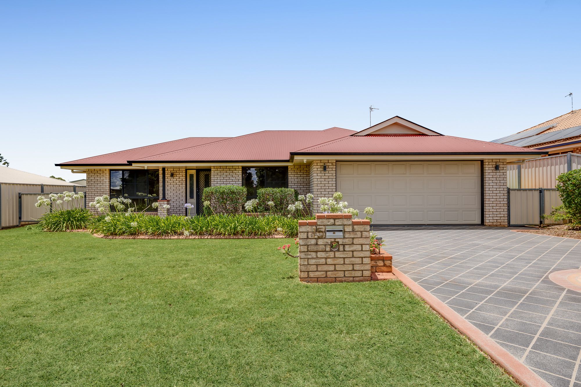 15 Salisbury Street, Darling Heights, QLD 4350