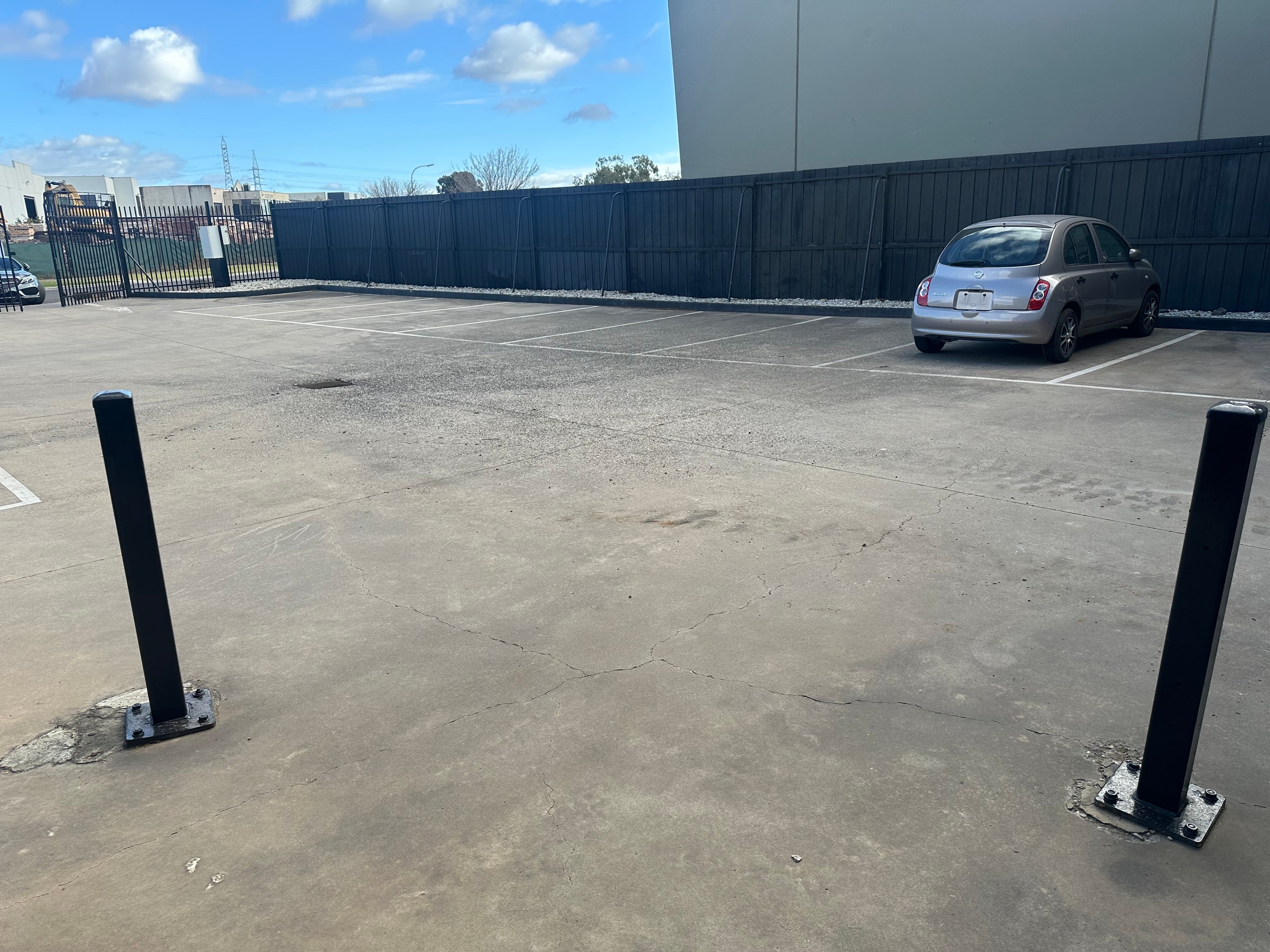 2/6 Waigani Avenue, Ravenhall, VIC 3023