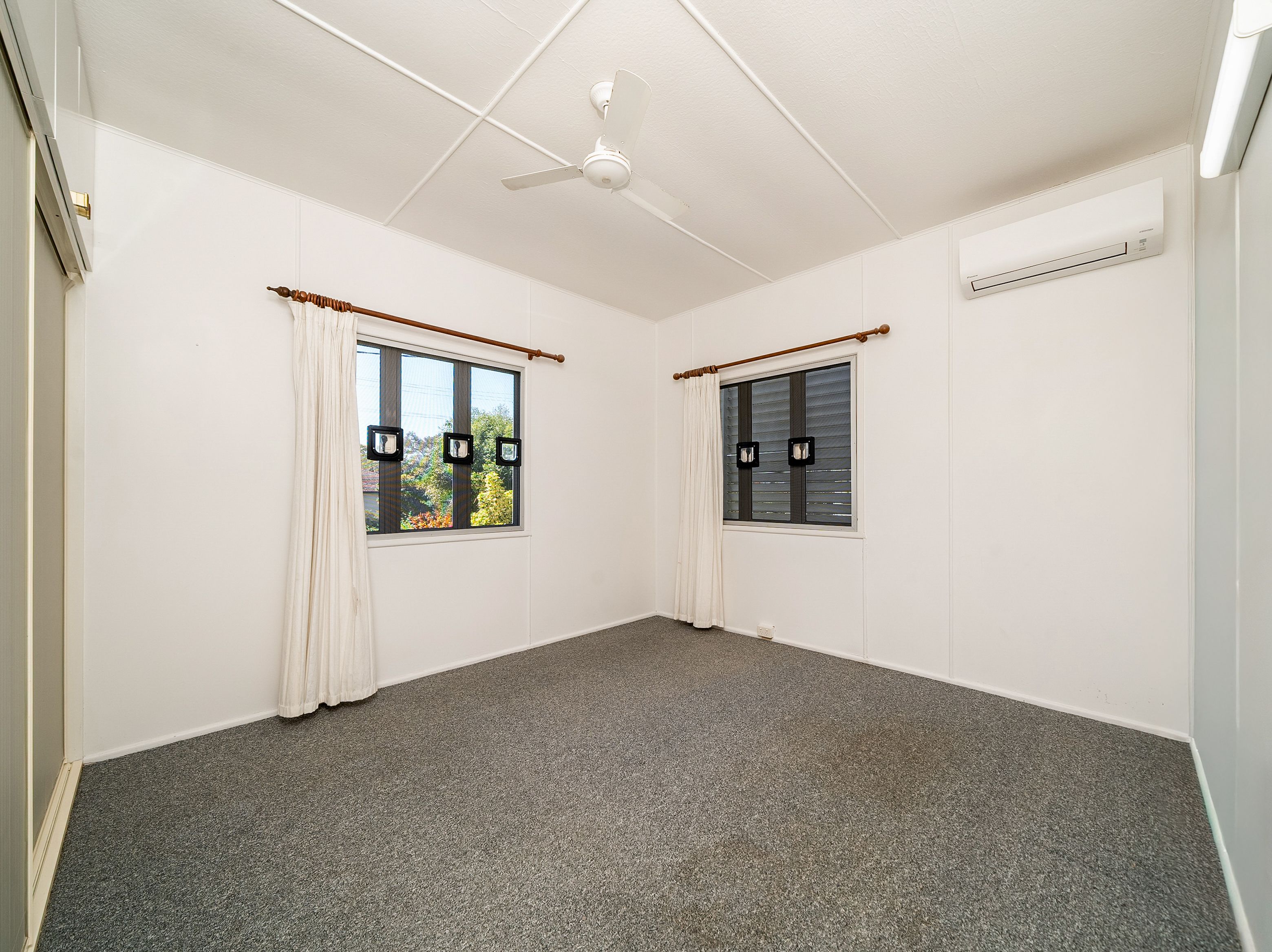 133 Macdonnell Road — photo 13 of 22