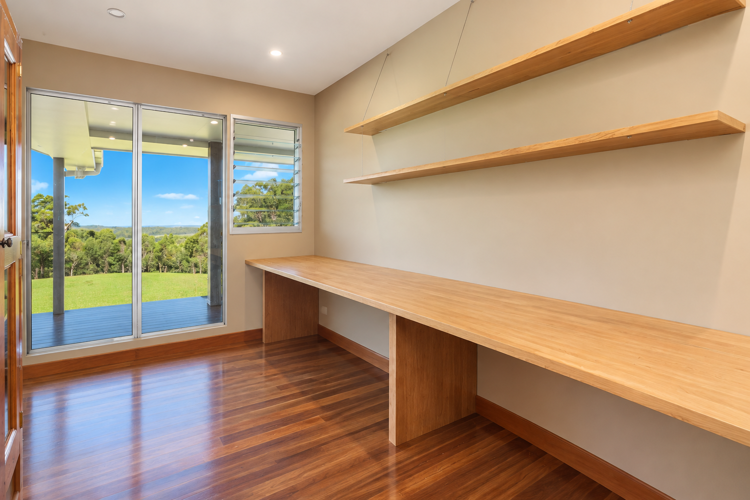 360 Tunnel Ridge Road — photo 10 of 12
