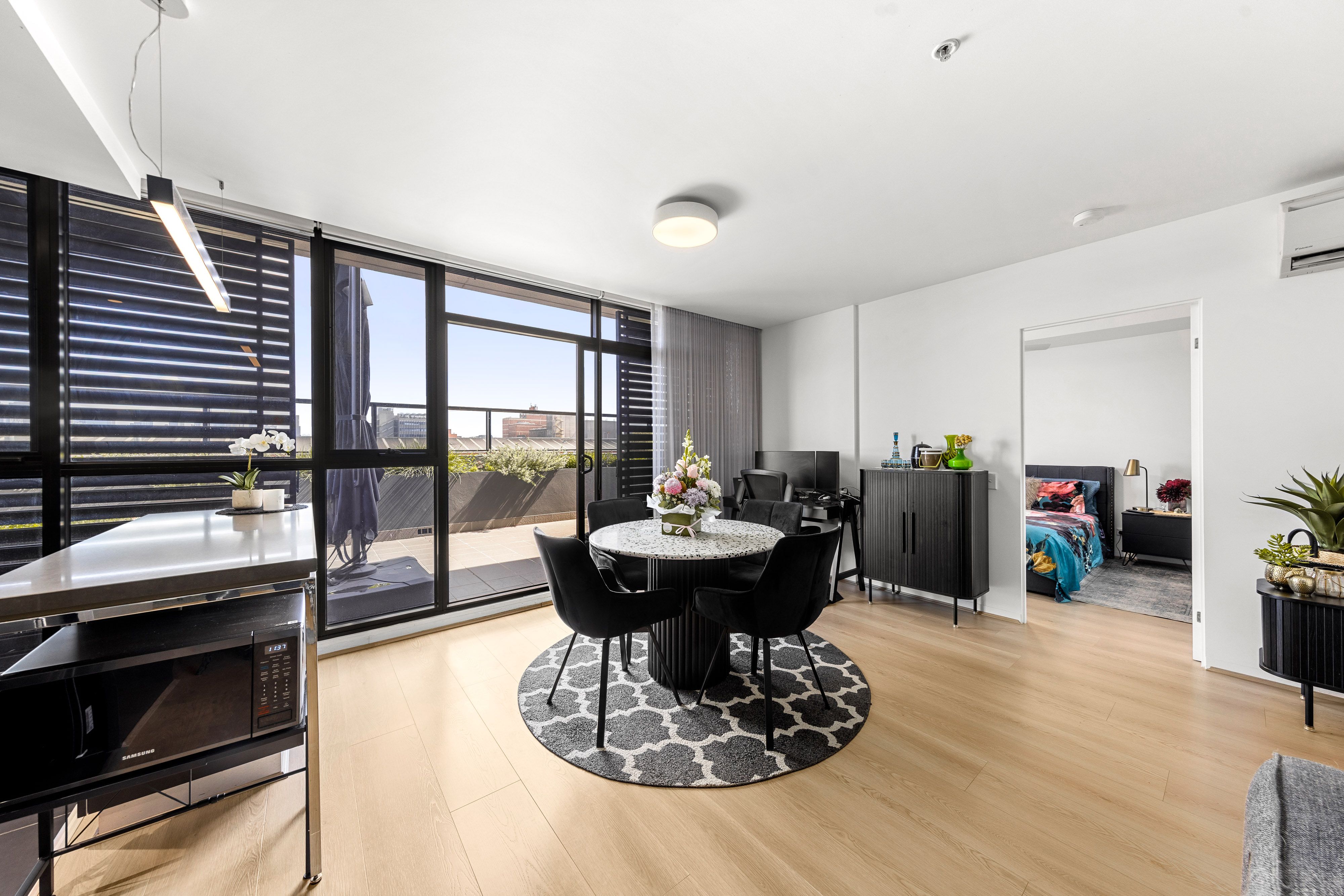 B411/8 Grosvenor Street — photo 6 of 16