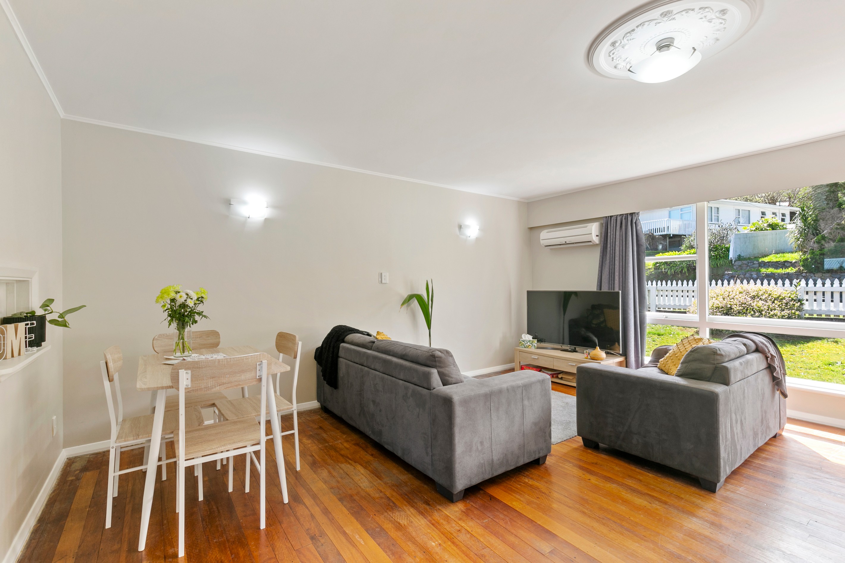 1 Isabel Grove, Wainuiomata, Lower Hutt City