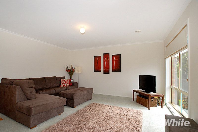 2/7 Simpson Road, Ferntree Gully, VIC 3156