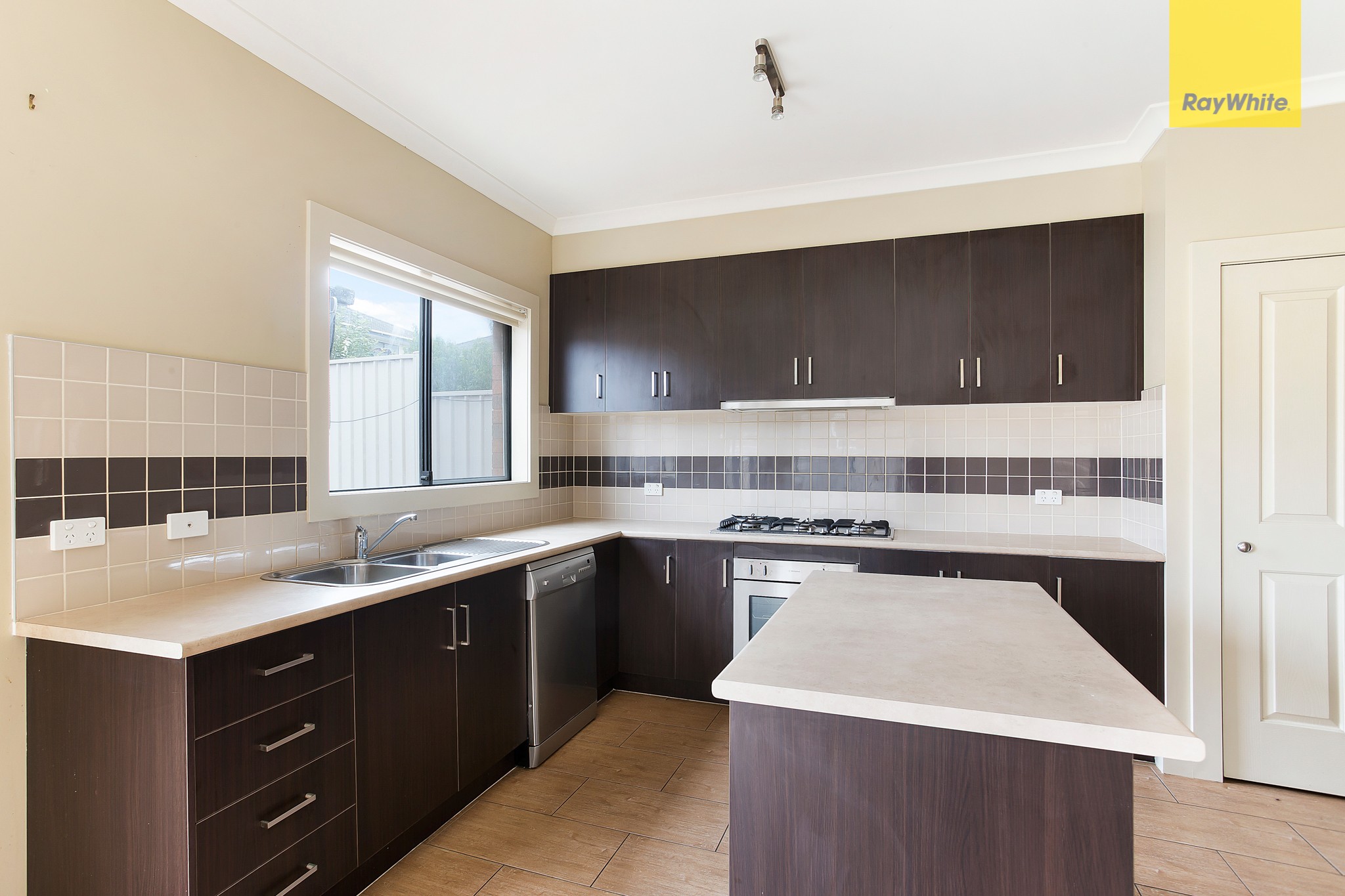 56 College Street, Caroline Springs, VIC 3023