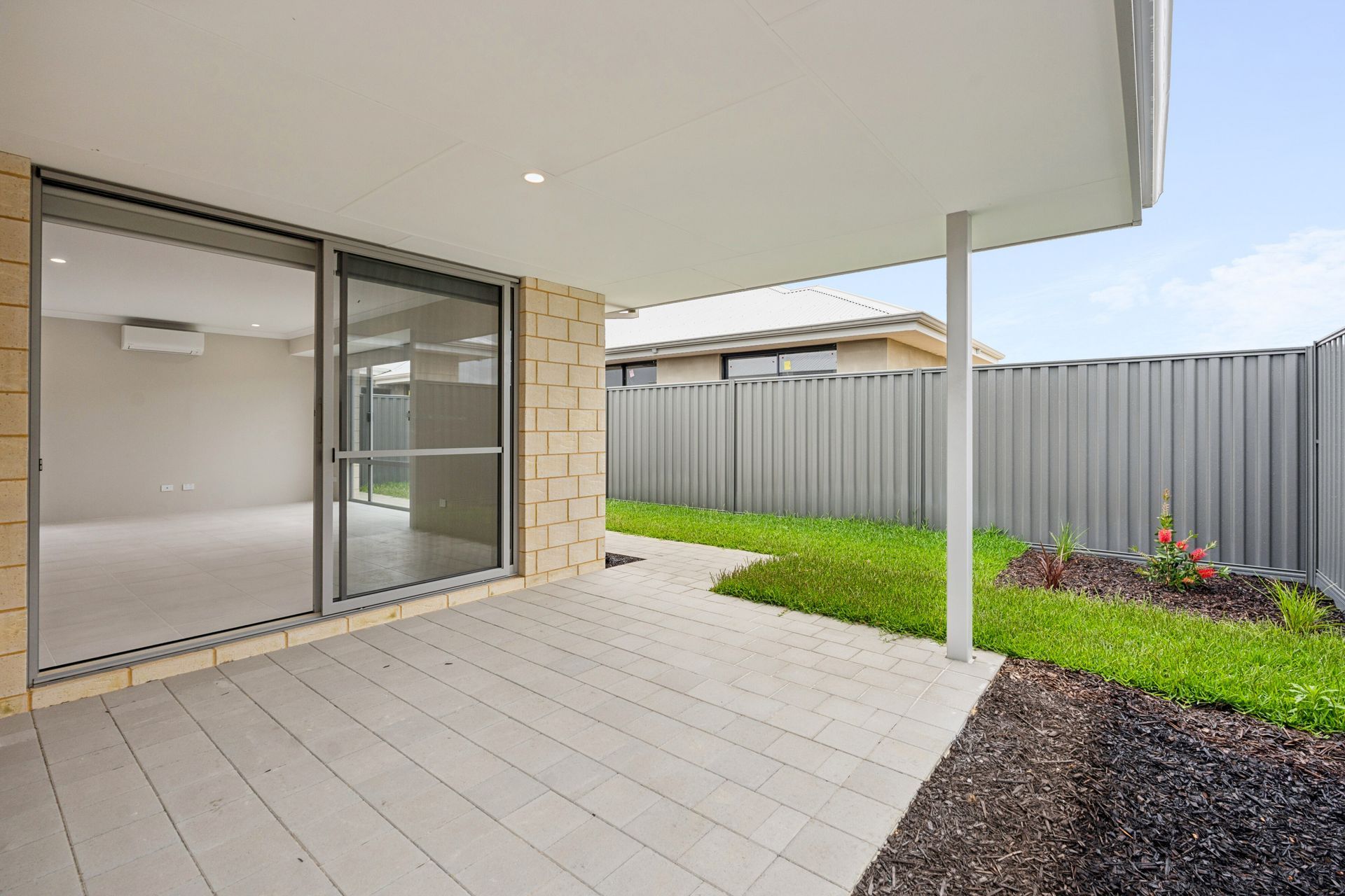 11 Fitzroy Road — photo 17 of 18