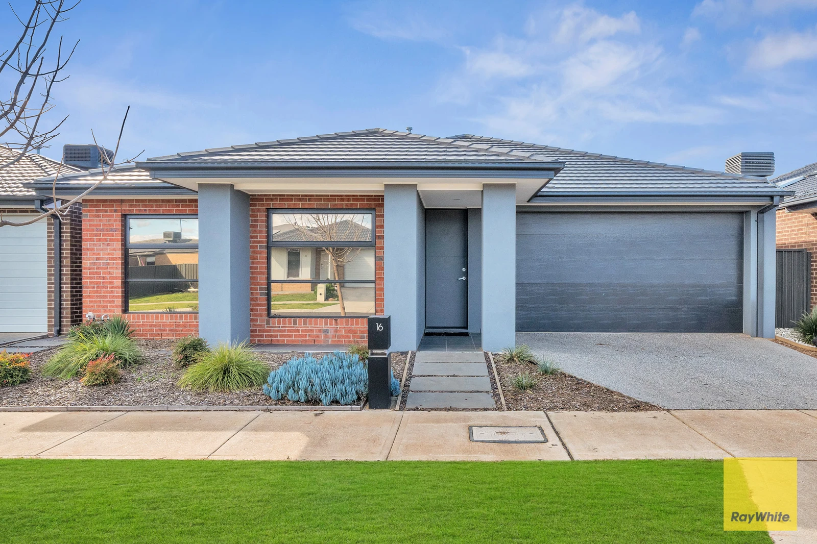 16 Coronado Crescent, Truganina, VIC 3029