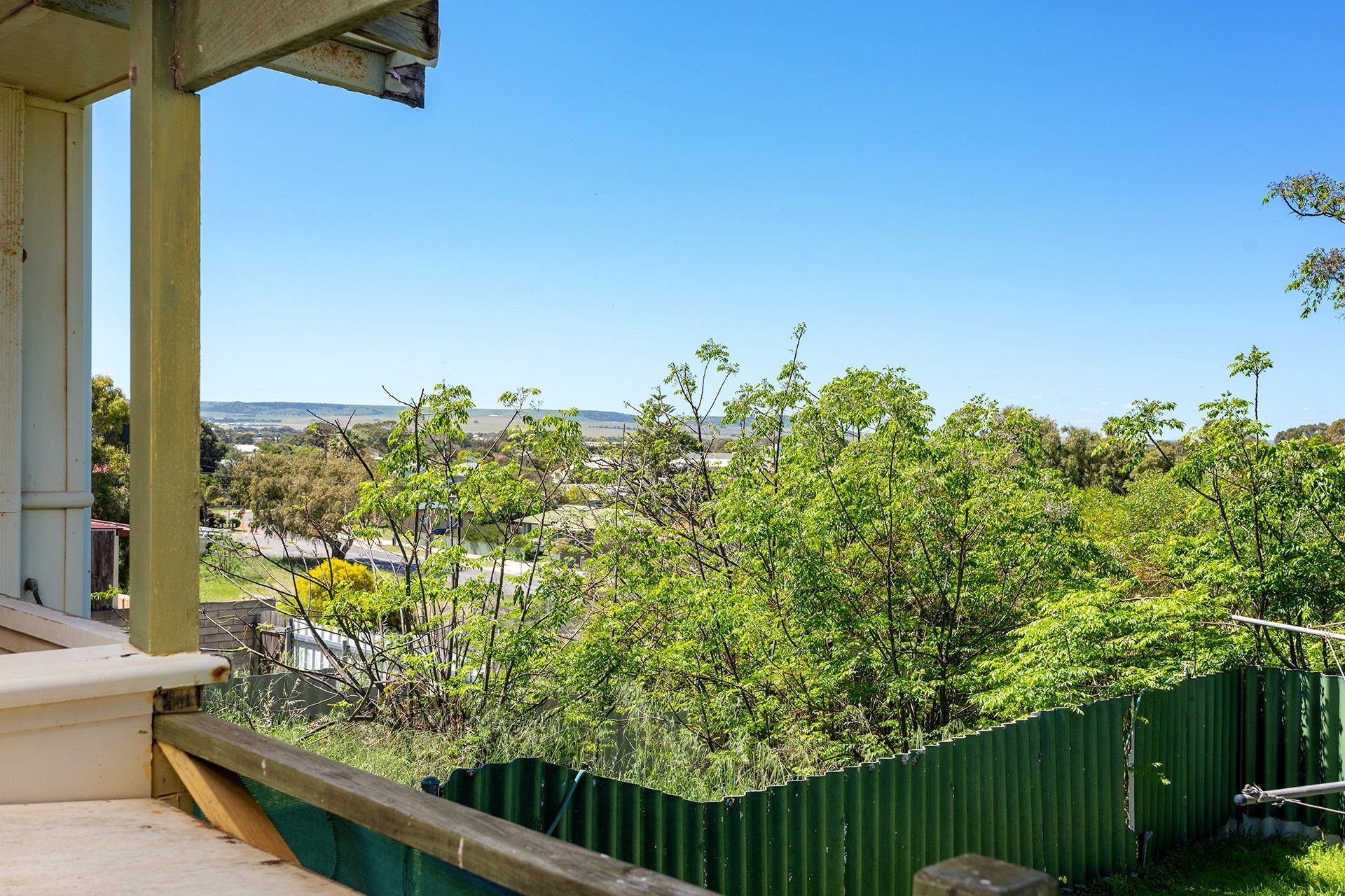 26 Albert Street — photo 11 of 13