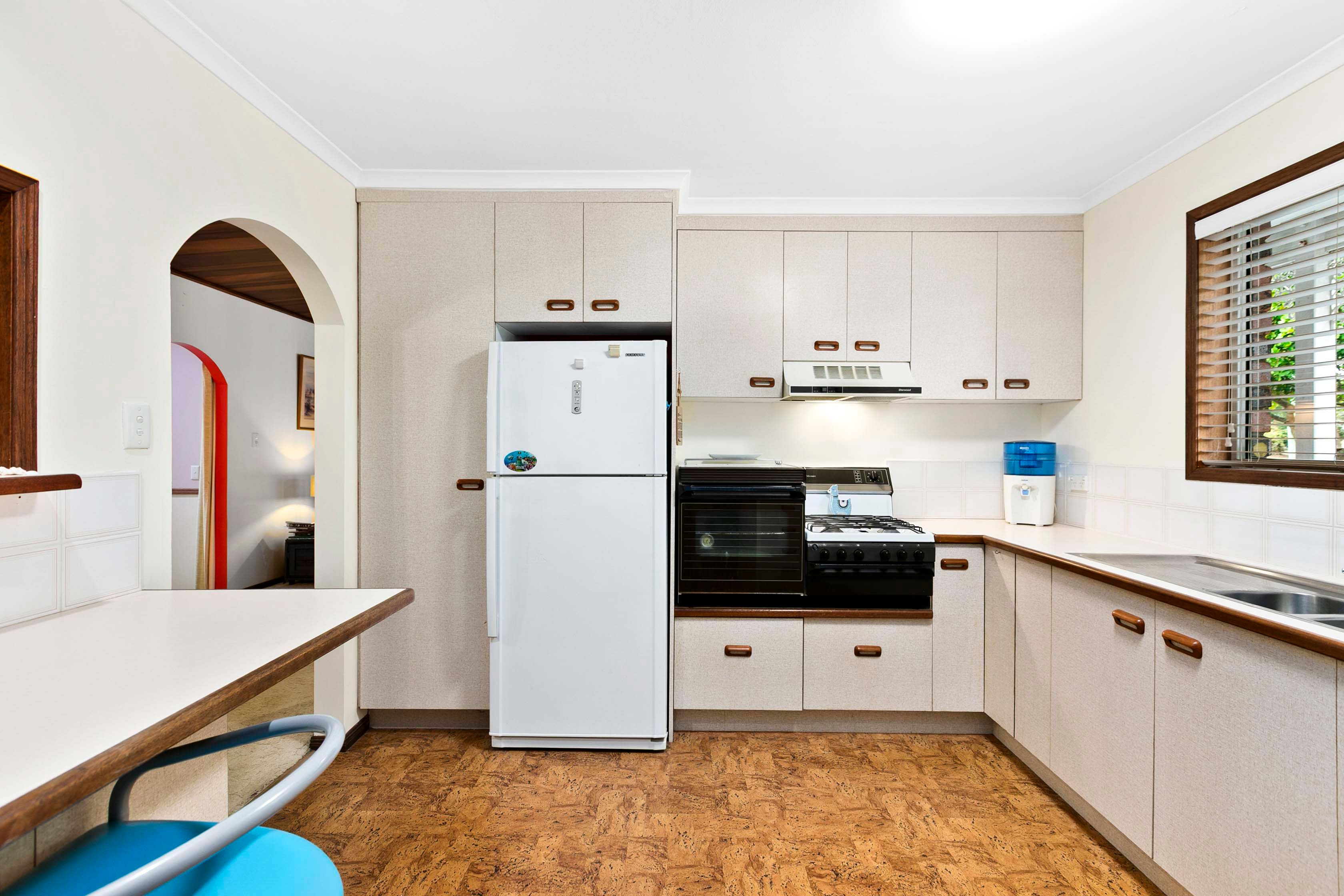 2 Kurrajong Crescent — photo 7 of 24