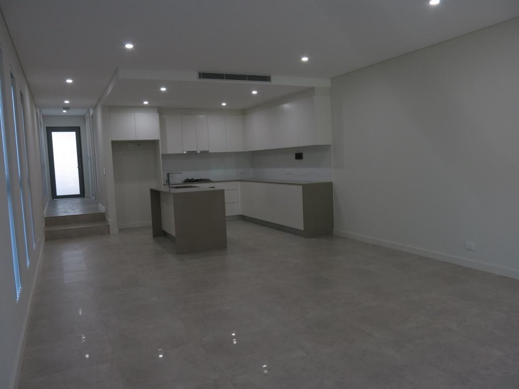 9A Universal Street, Mortdale, NSW 2223