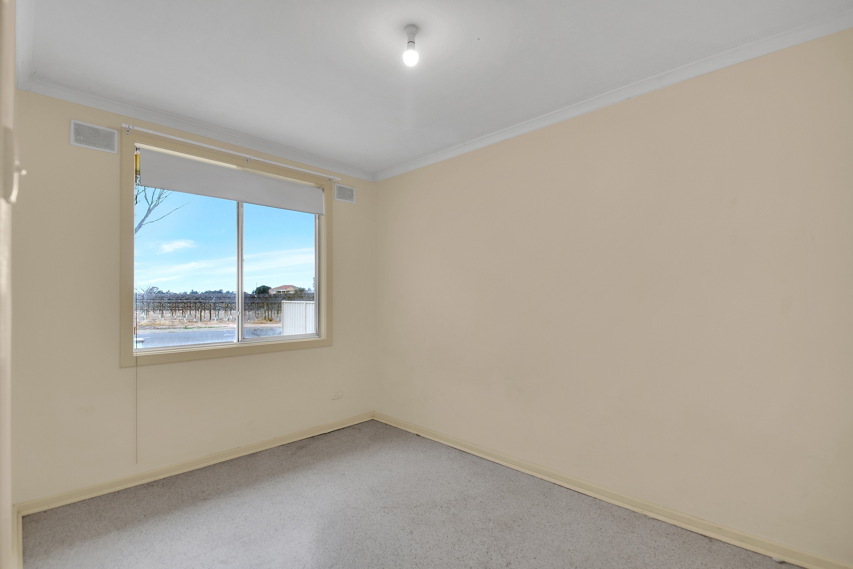 27 McCutcheon Street, Waikerie, SA 5330