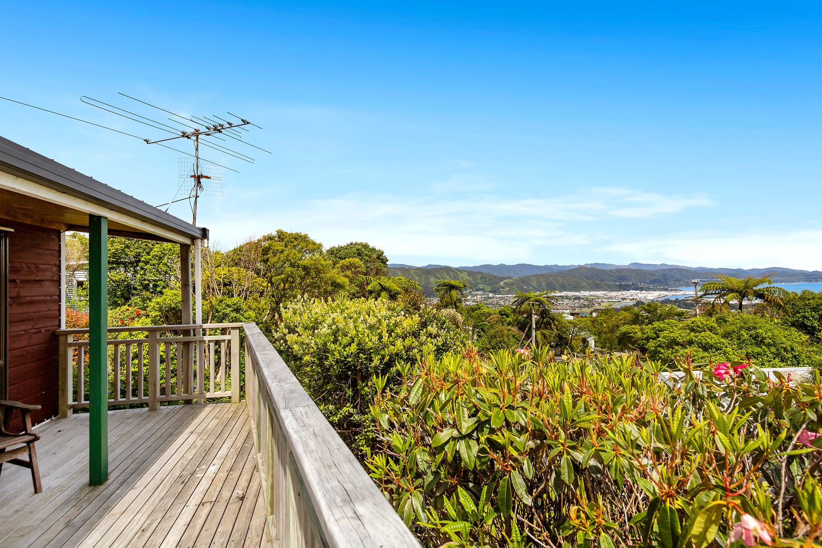 26 Poto Road, Normandale, Lower Hutt City