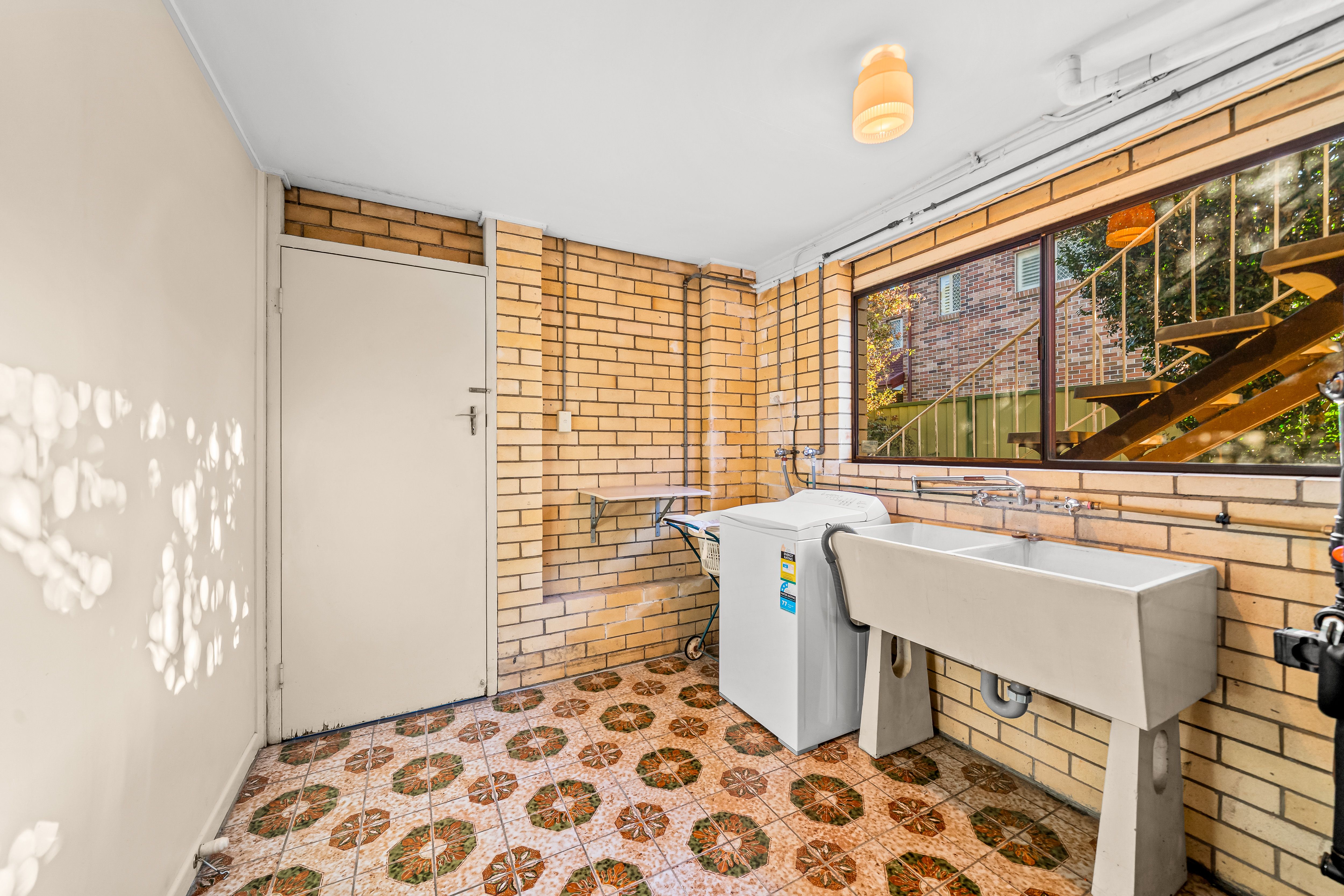 18 Epsom Street — photo 13 of 25