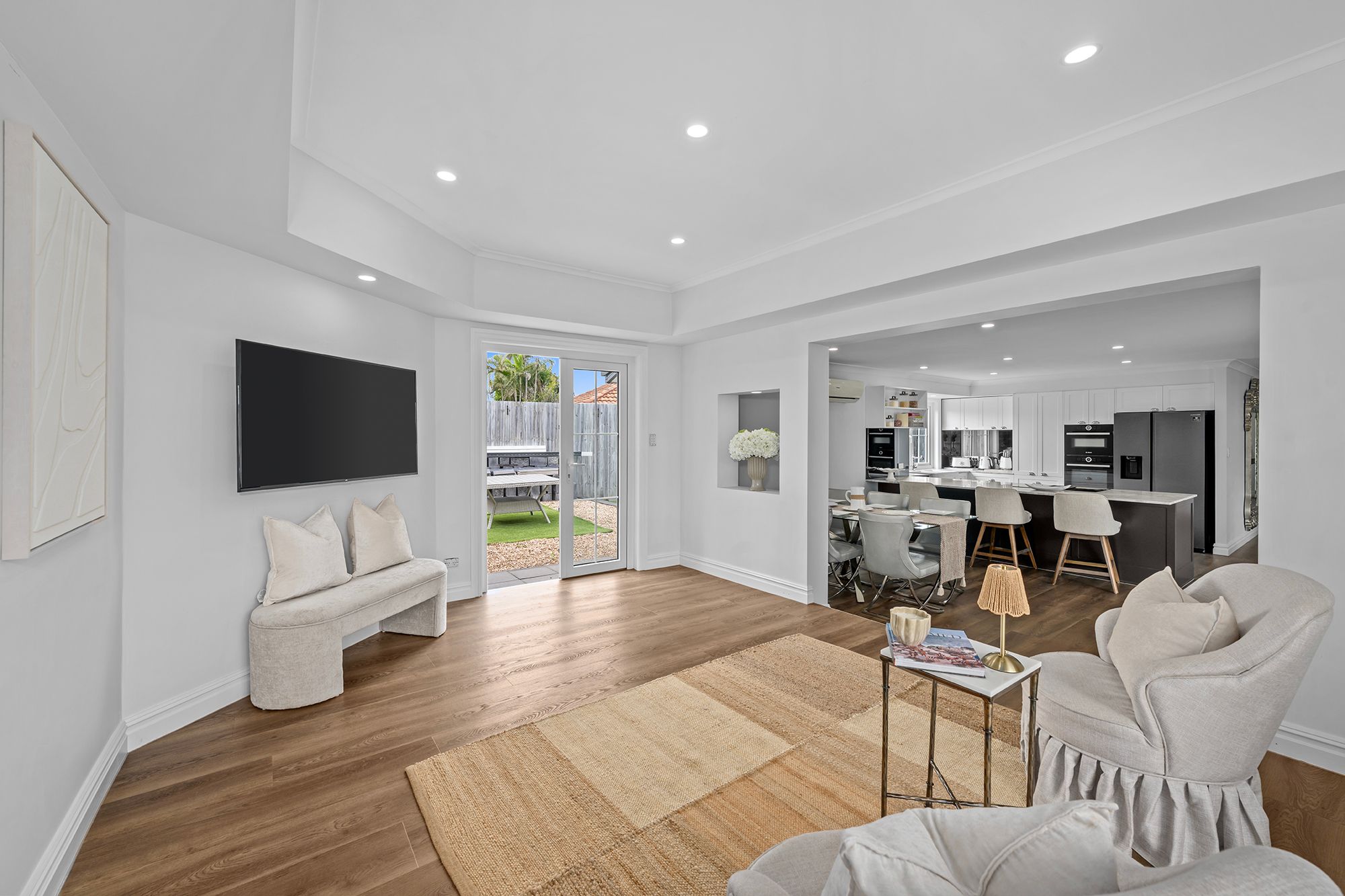 6 Lakeshore Drive — photo 13 of 29