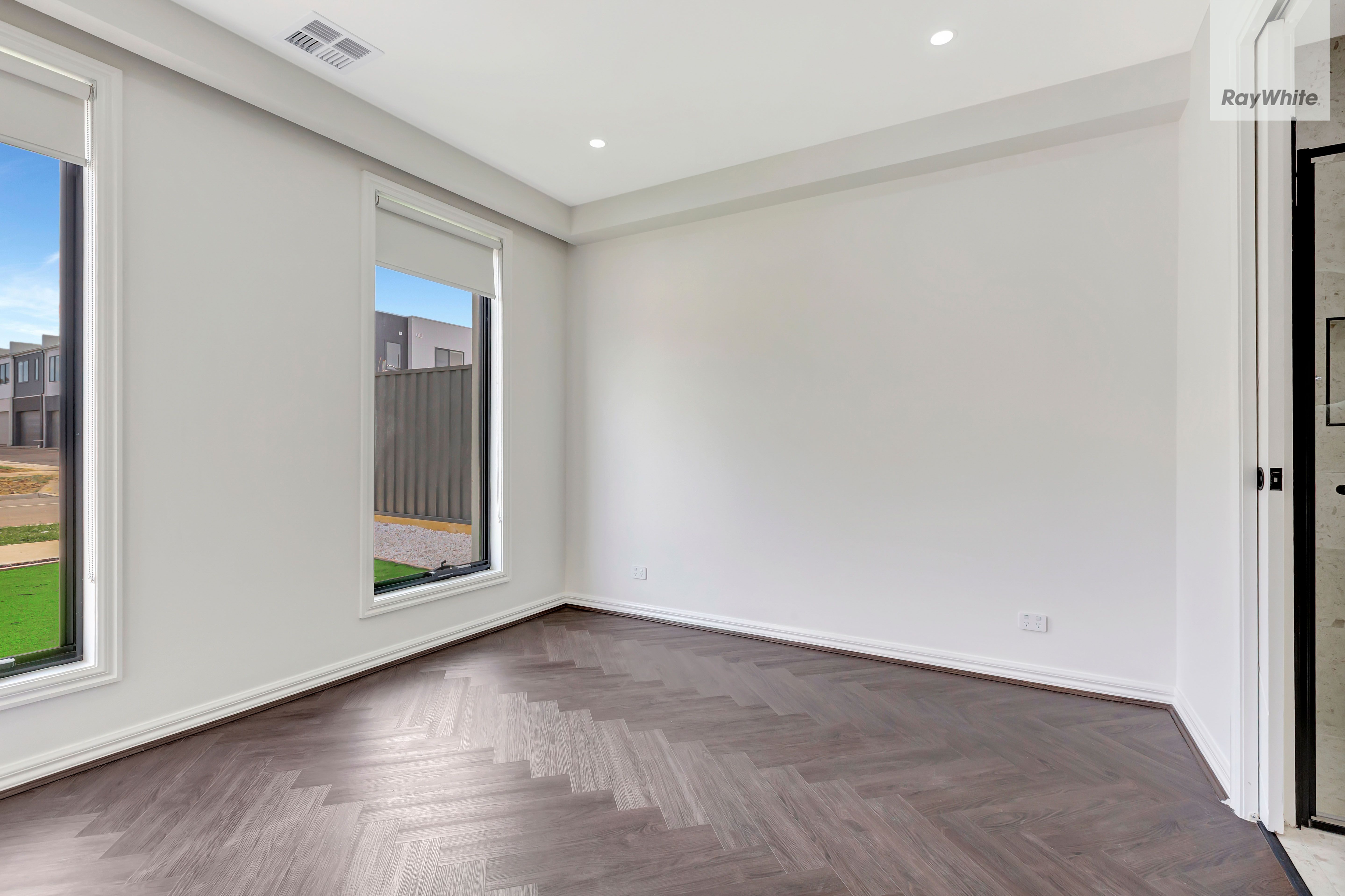 13 Gold Star Road — photo 8 of 16