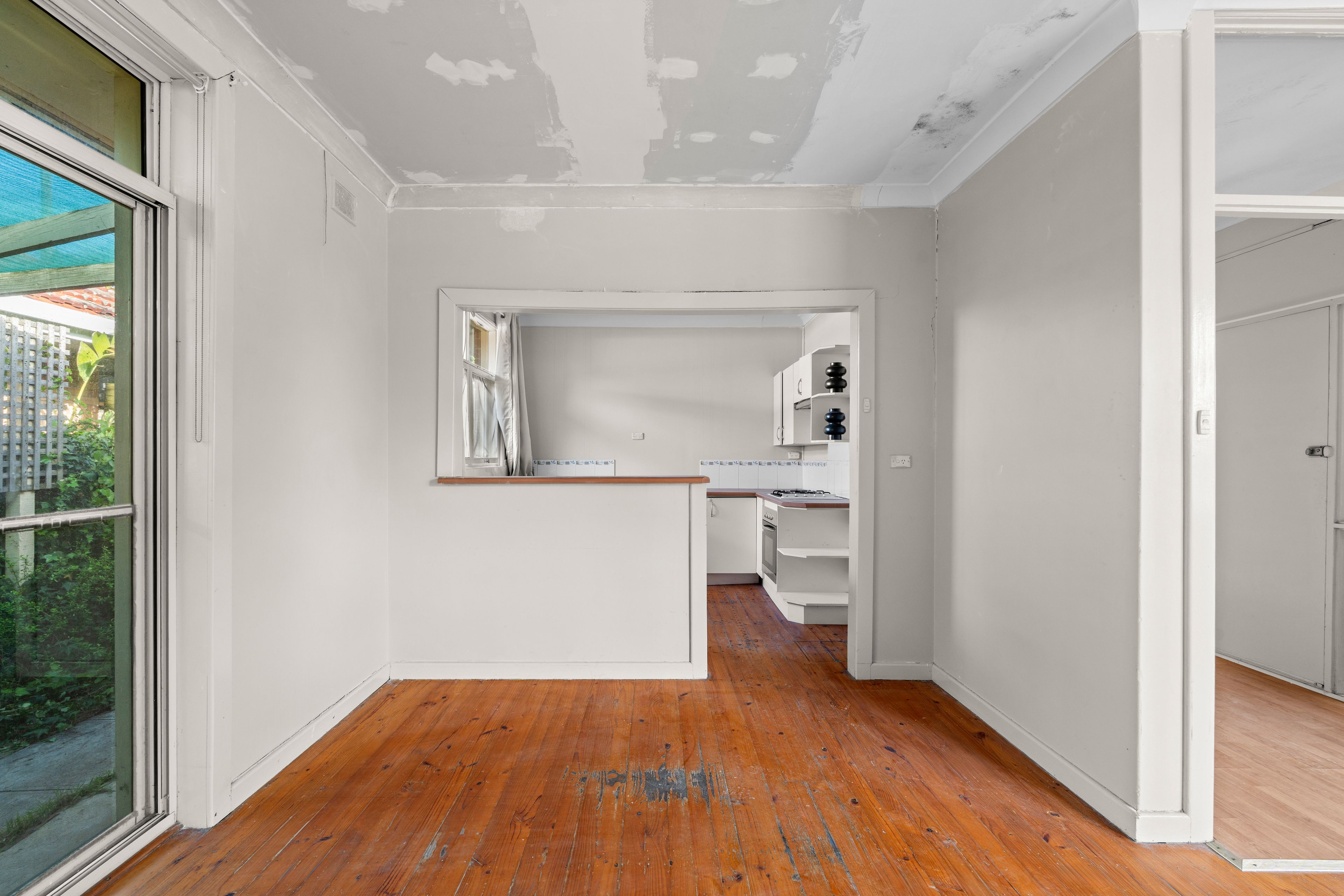 10 Warren Avenue — photo 7 of 17
