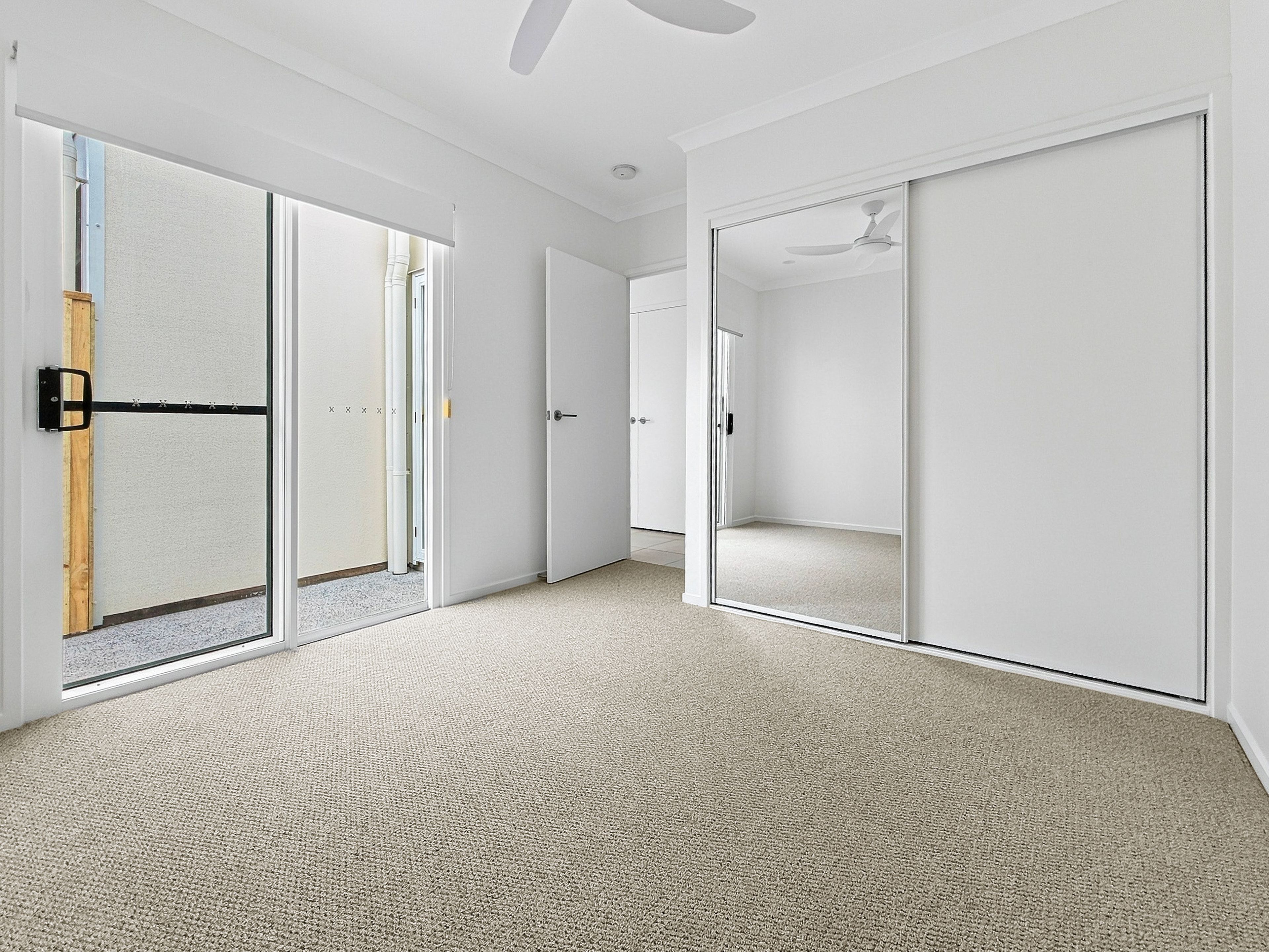 133 Attenborough Drive — photo 11 of 12