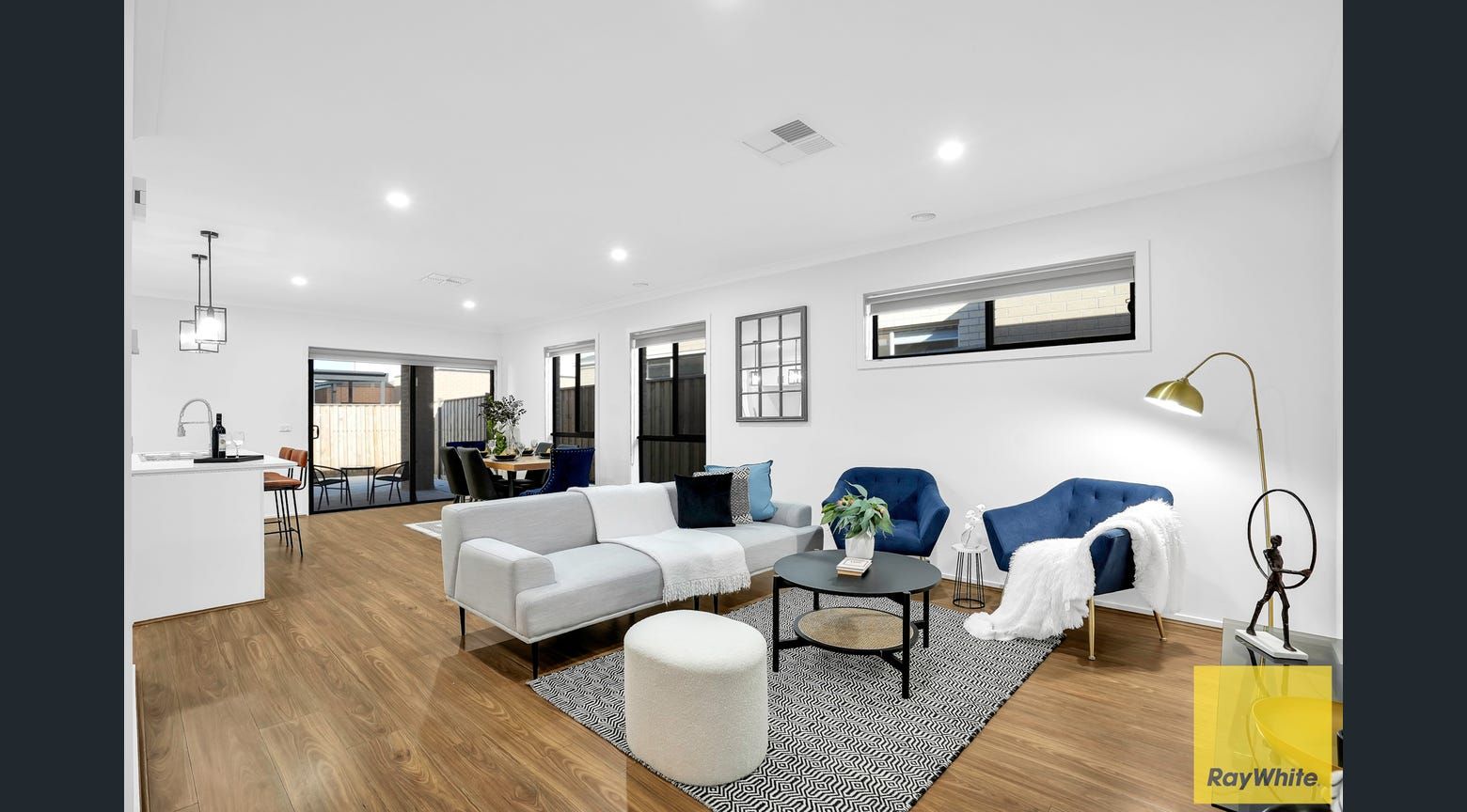 8 Tait Street — photo 14 of 17