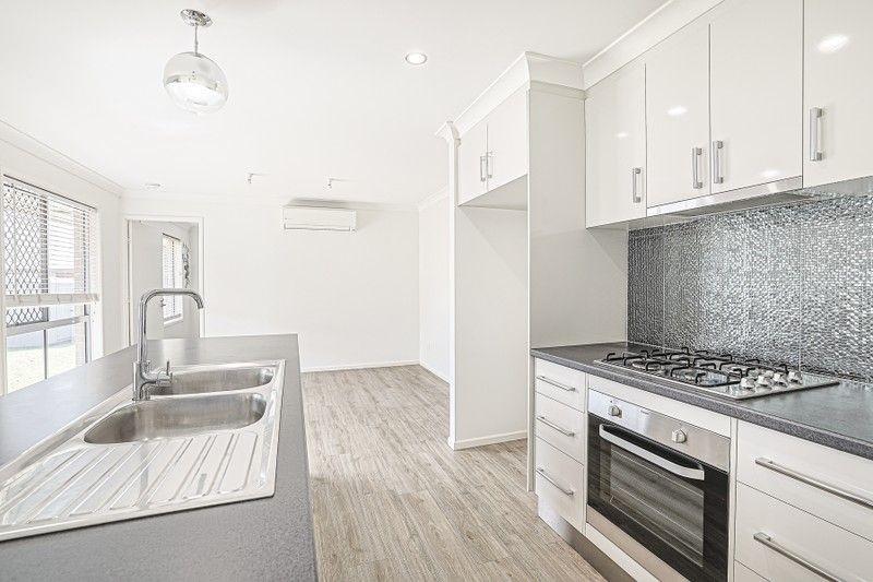 4 Caulfield Place, Emerald, QLD 4720