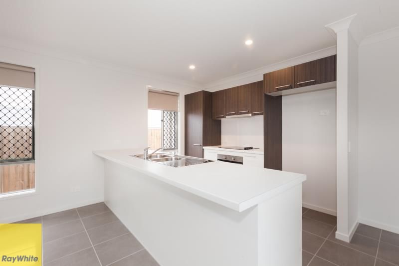 11 Primrose Cresent, Redbank Plains, QLD 4301