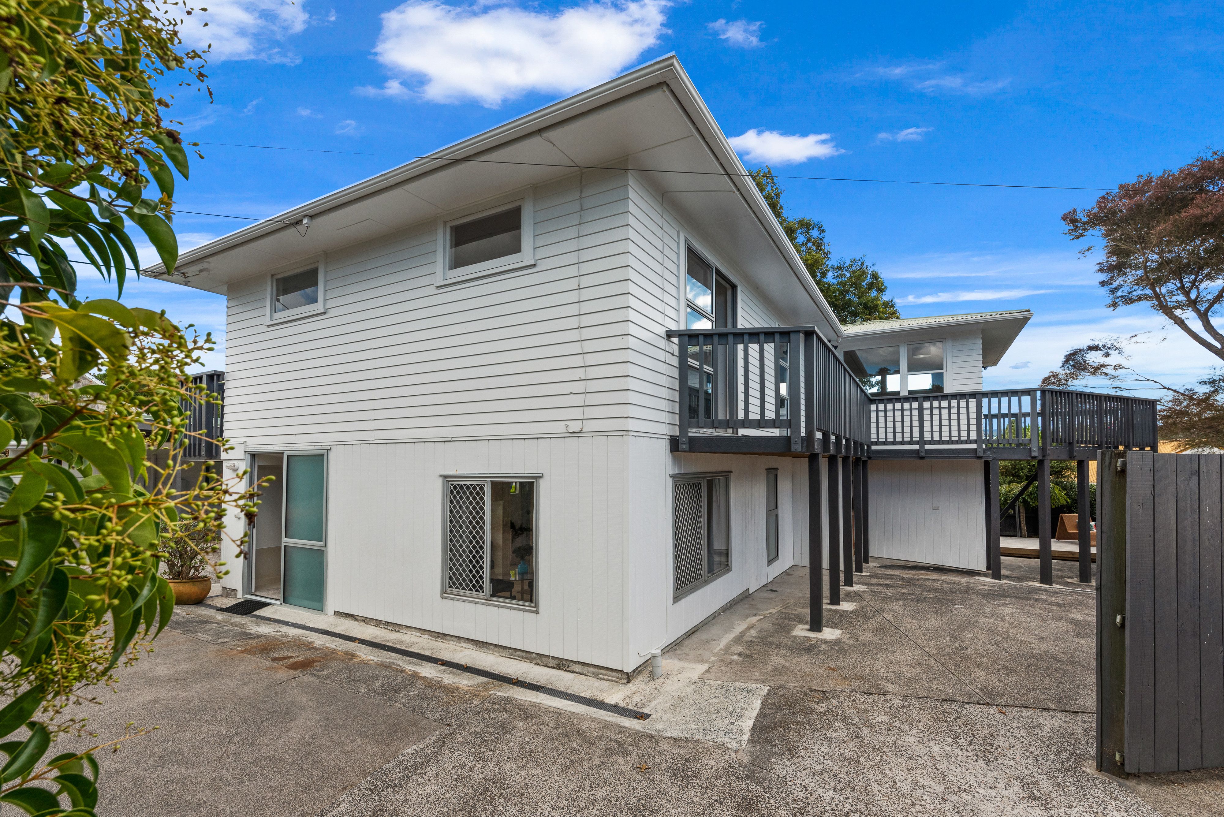 42a Woodglen Road, Glen Eden, Waitakere City