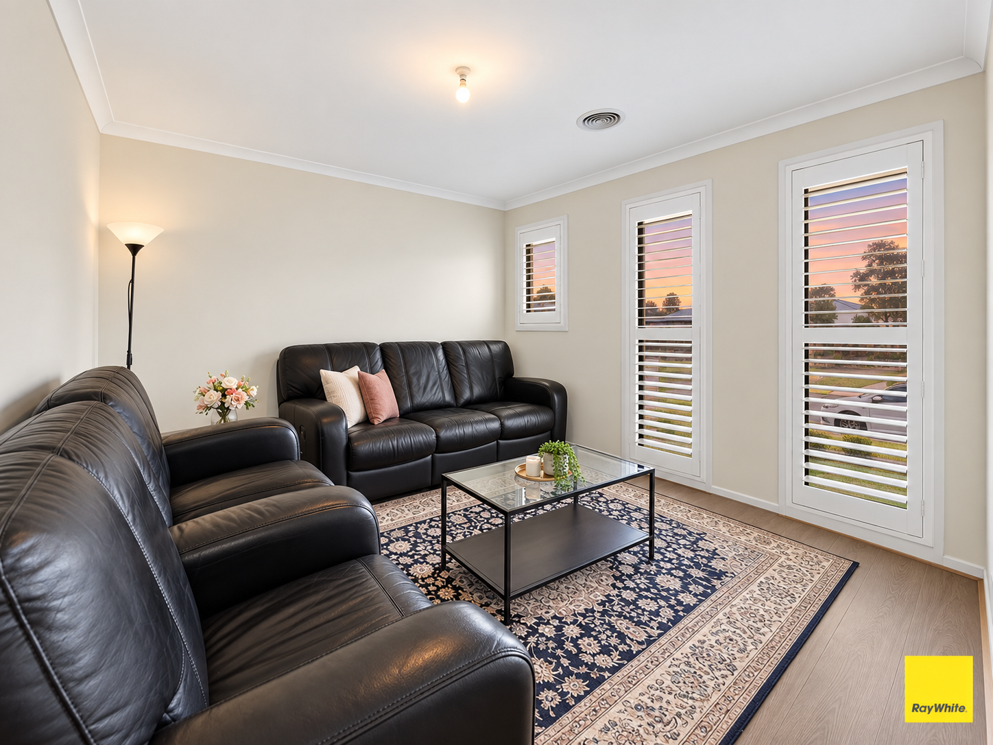 32 Bruny Drive — photo 4 of 22