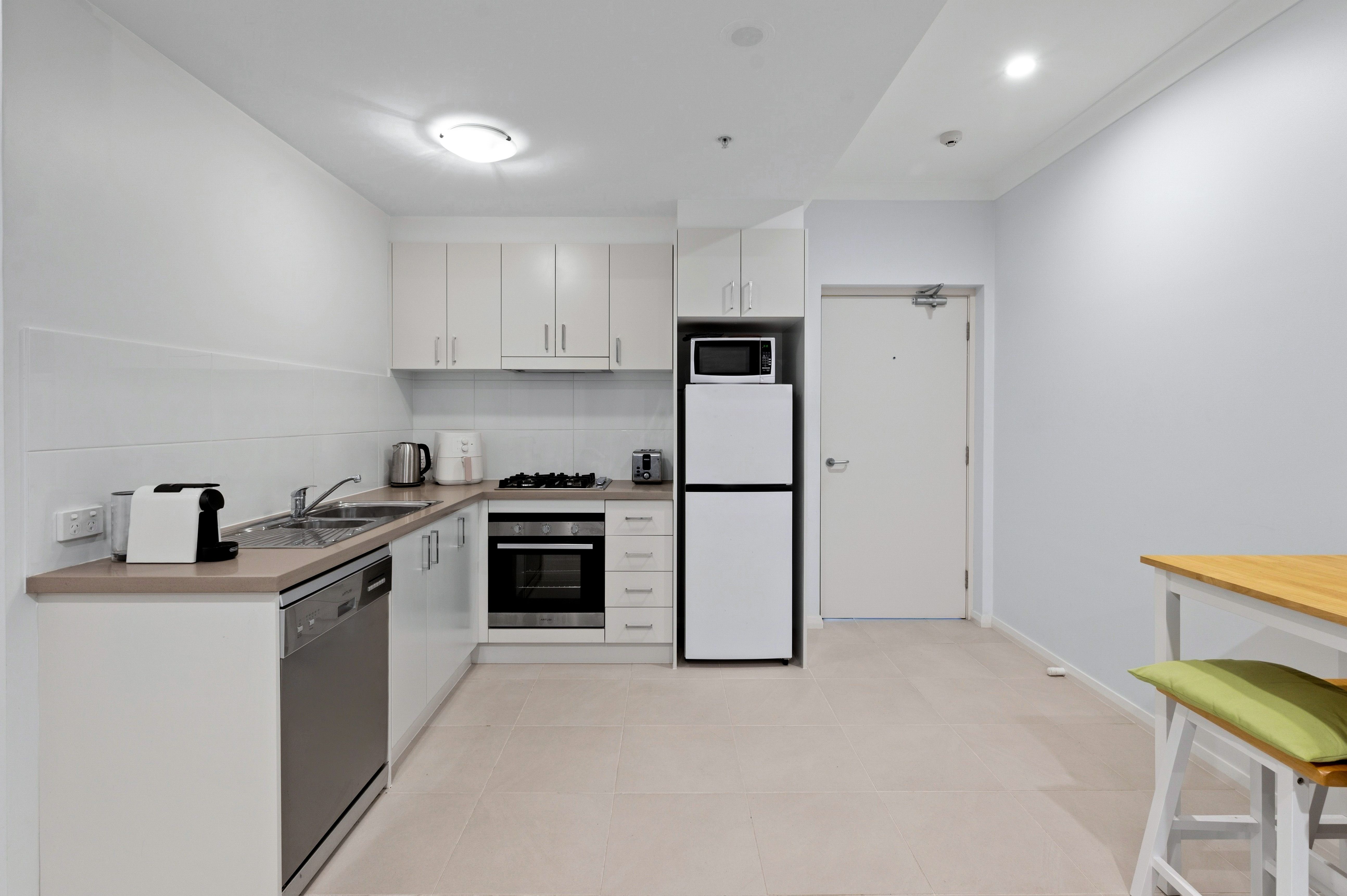 28/110 Kellicar Road — photo 5 of 13