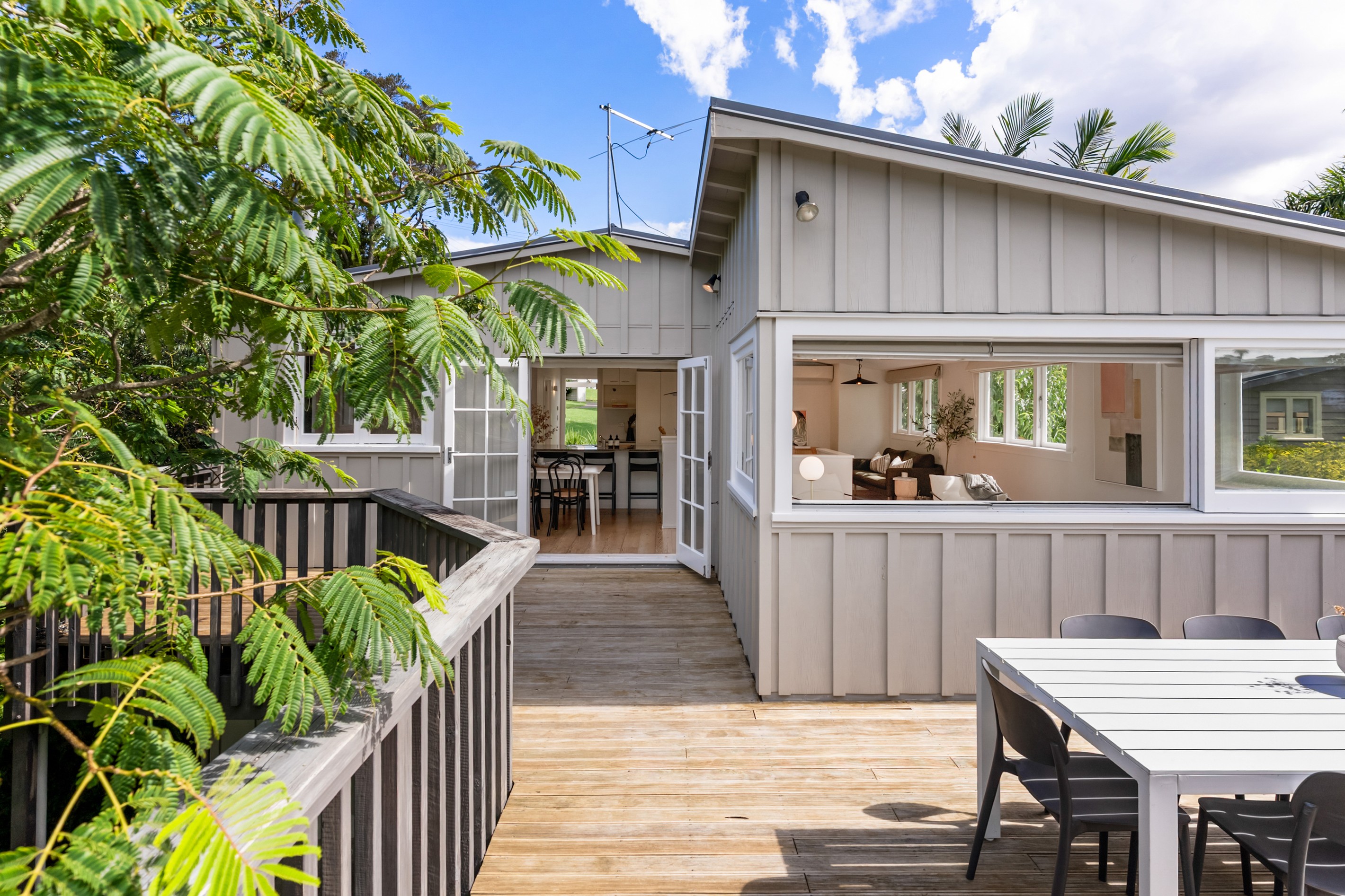 91 Island Bay Road, Beach Haven, North Shore City