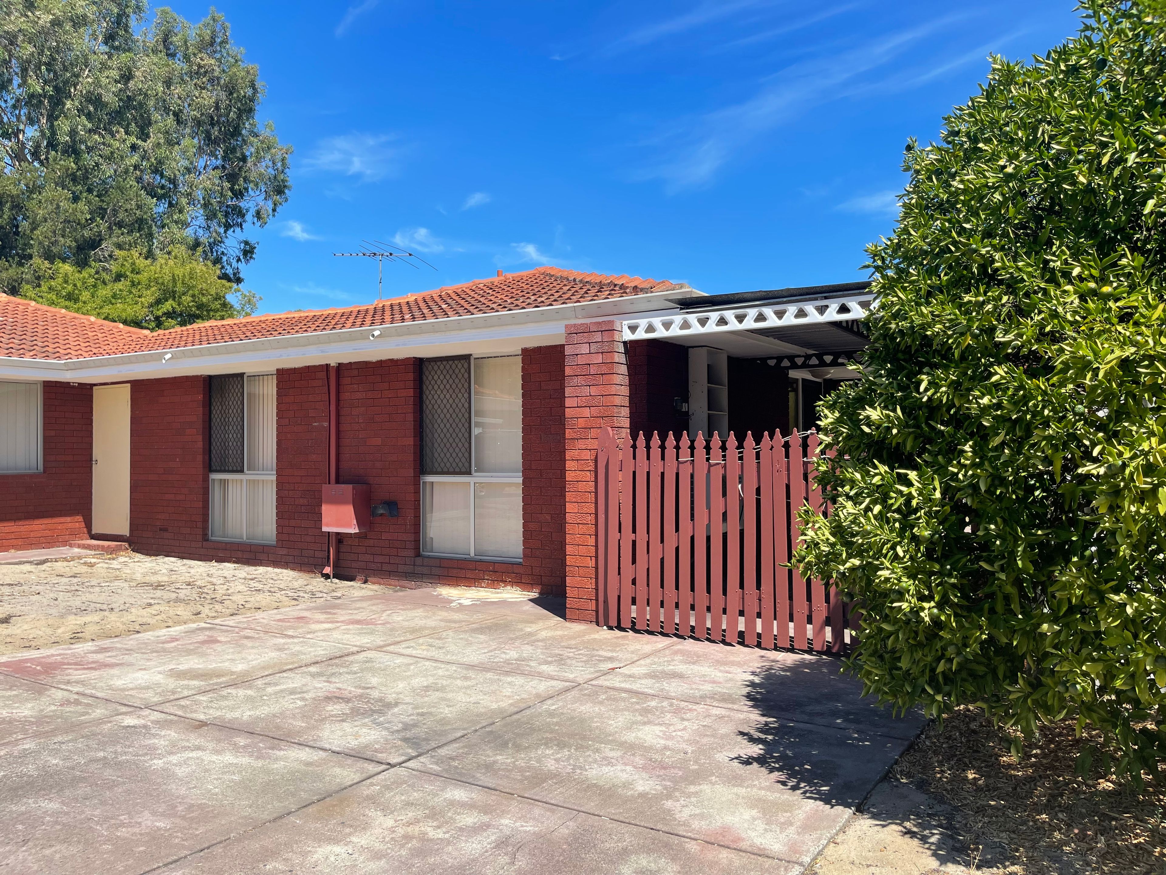 6 Gardiner Street, Belmont, WA Home For Rent • Ray White