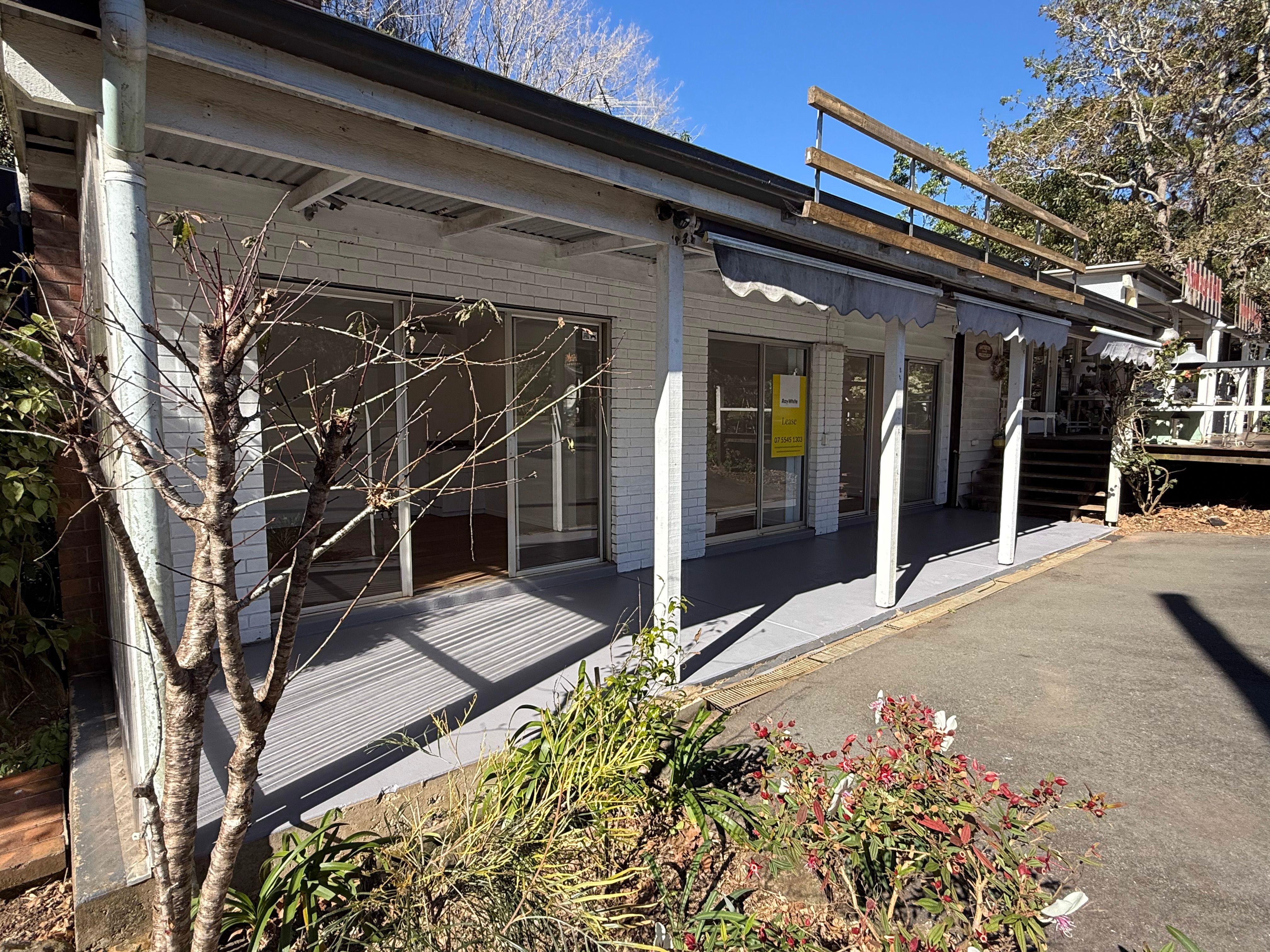 92-94 Main Western Road, Tamborine Mountain, QLD 4272