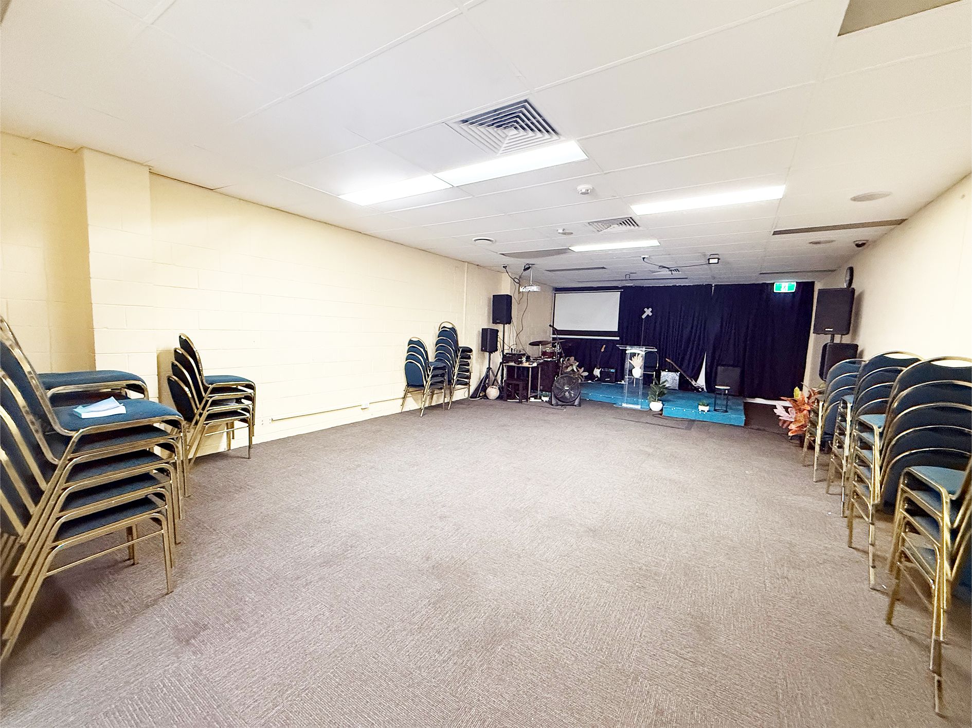 4A/21 Mayes Avenue, Logan Central, QLD 4114