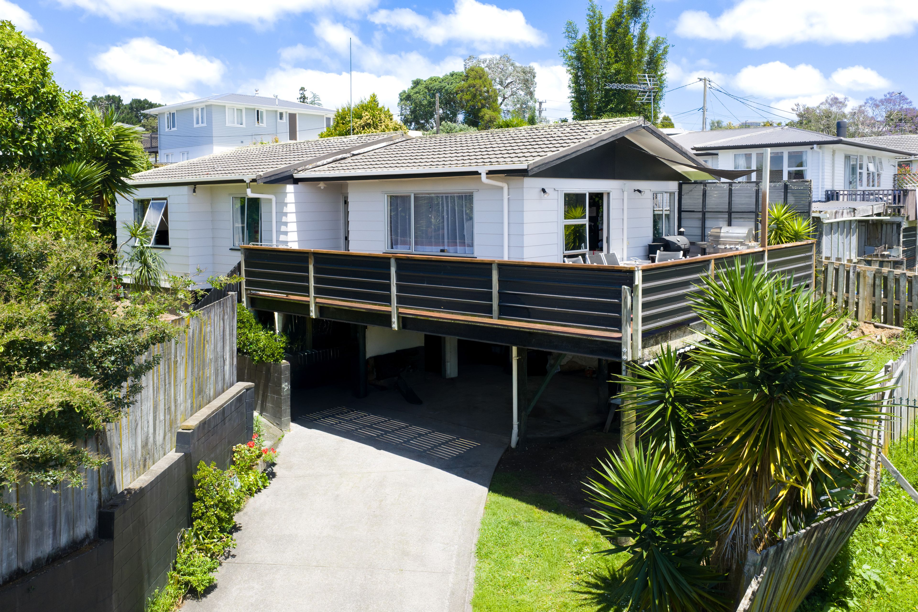 2/32A Helena Street, Massey, Waitakere City