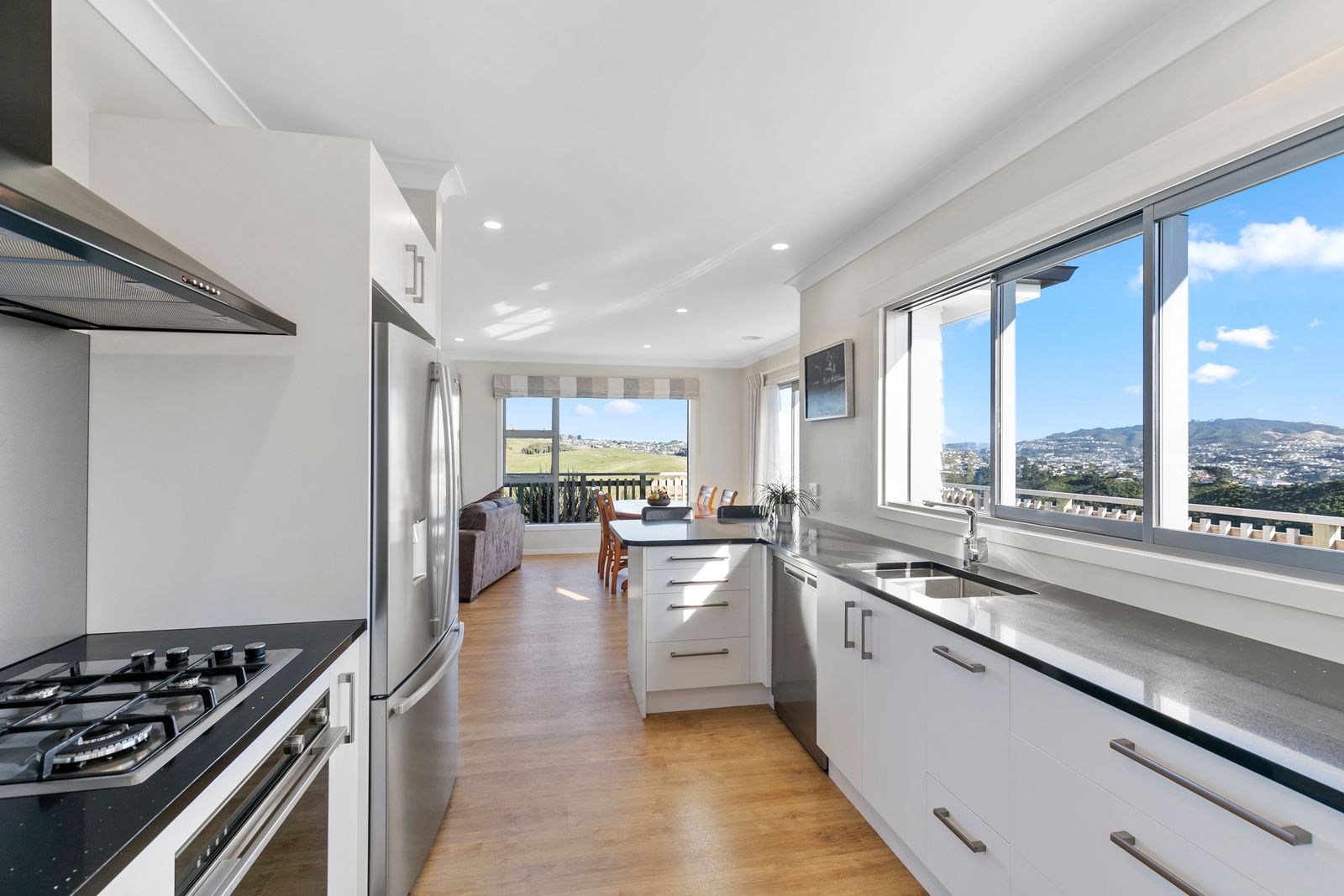 12 Sandino Place, Grenada Village, Wellington City