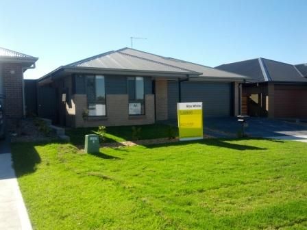 37 Greenwood Parkway, JORDAN SPRINGS, NSW 2747