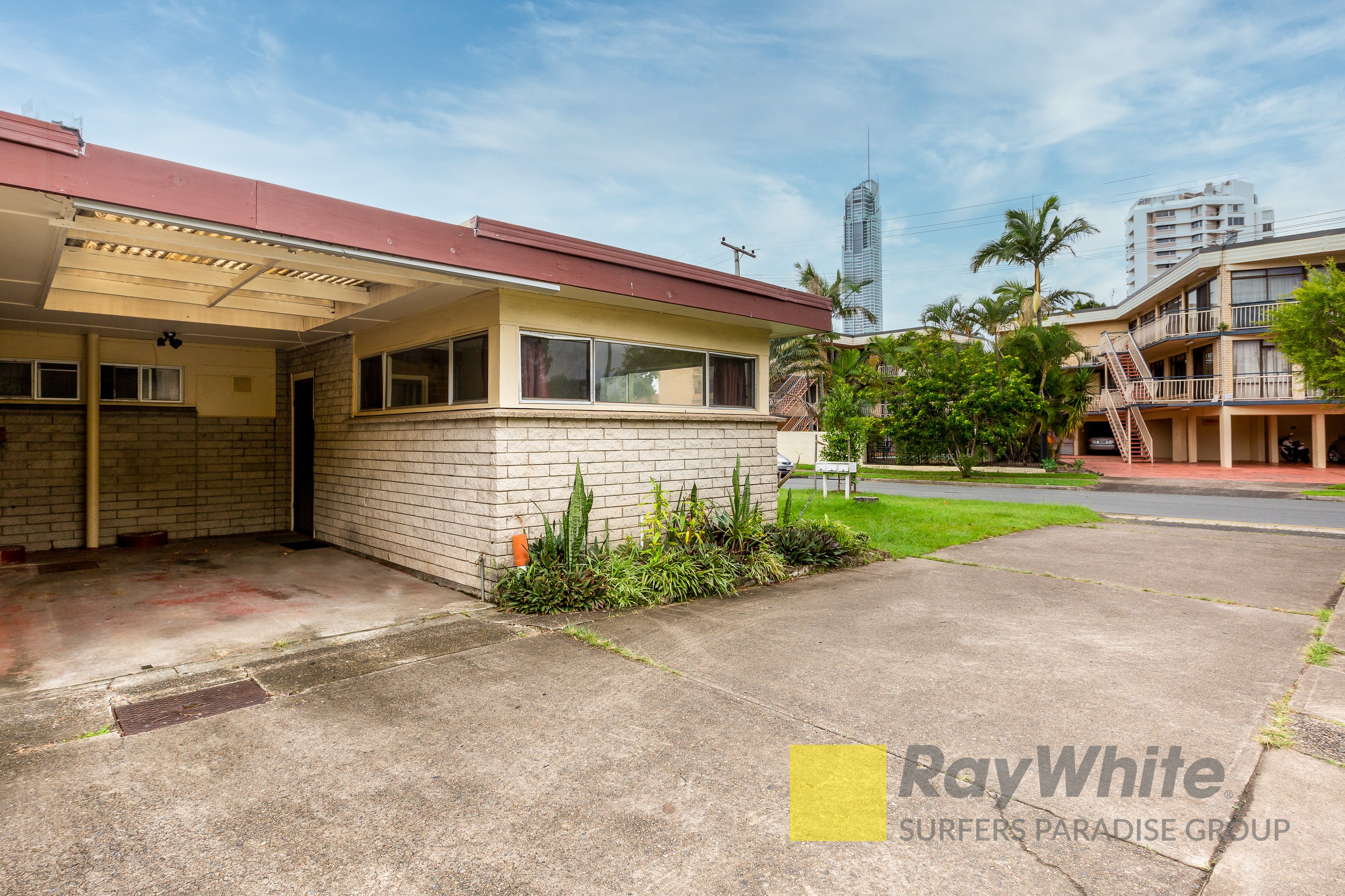 1/18 Leonard Avenue, Surfers Paradise, QLD 4217