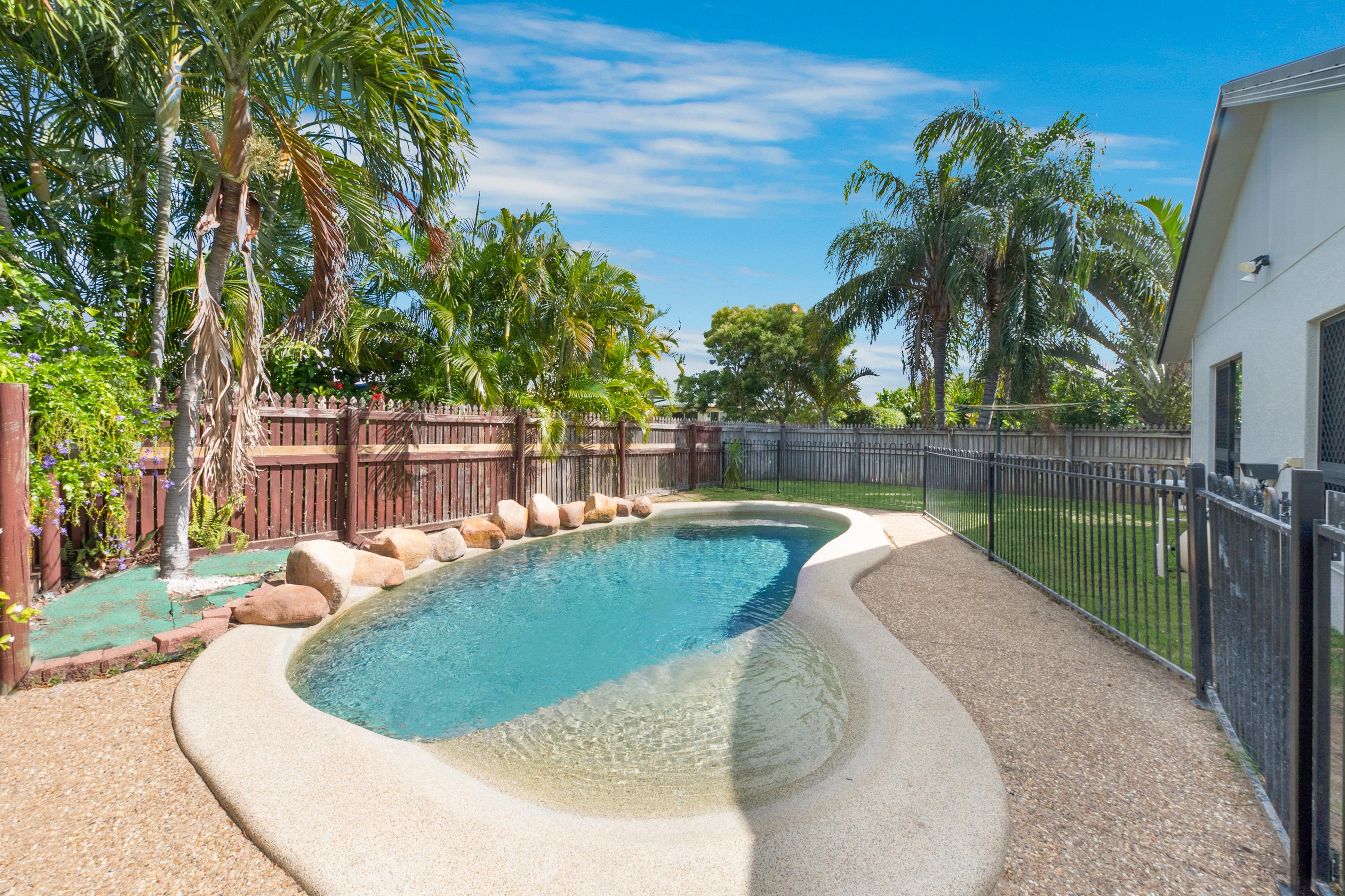 59 Estuary Parade, Douglas, QLD 4814