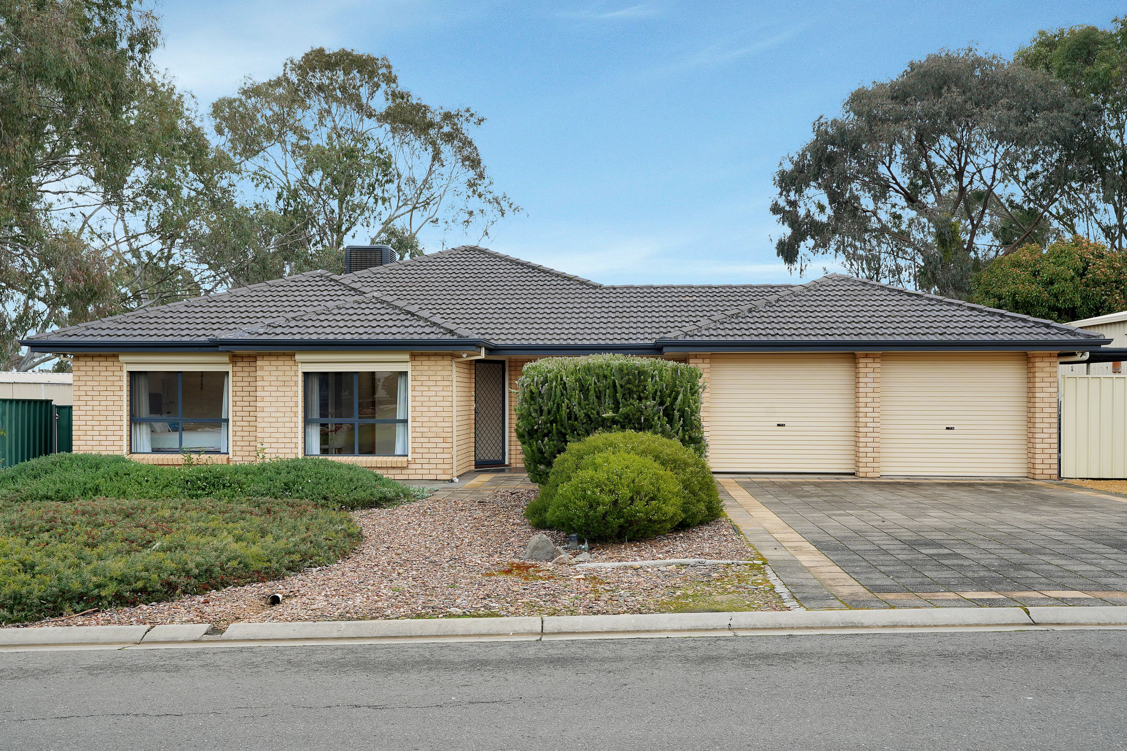 5 Gangell Court — photo 2 of 14