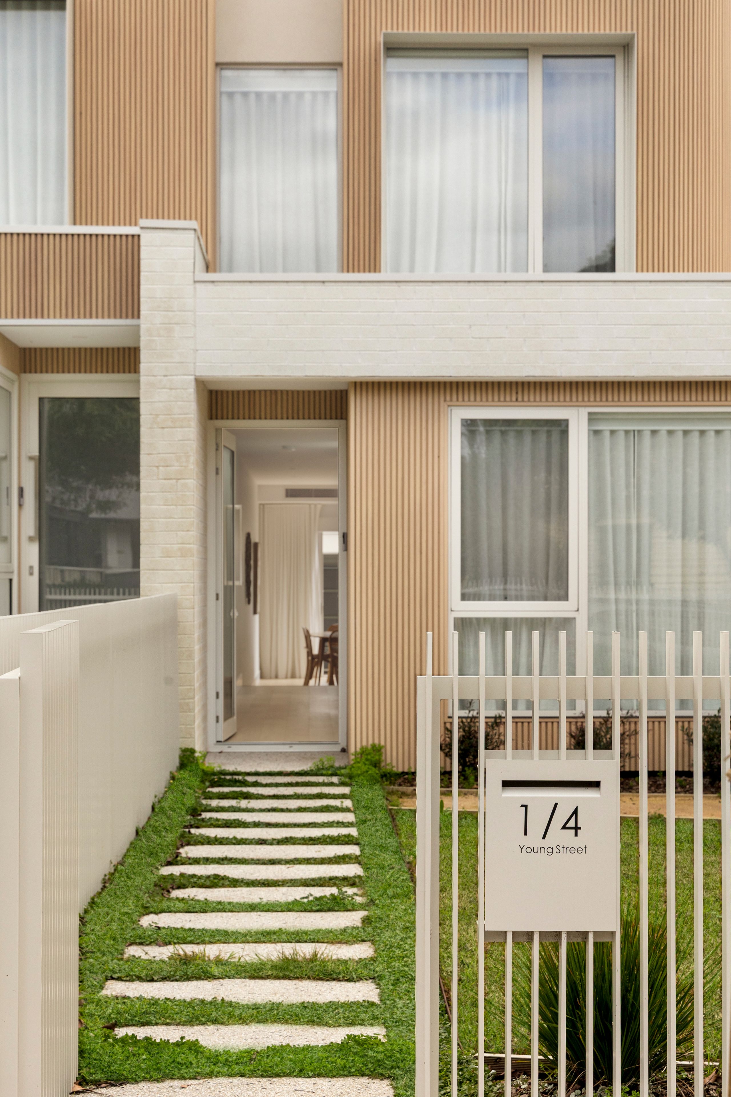 1/4 Young Street — photo 18 of 21