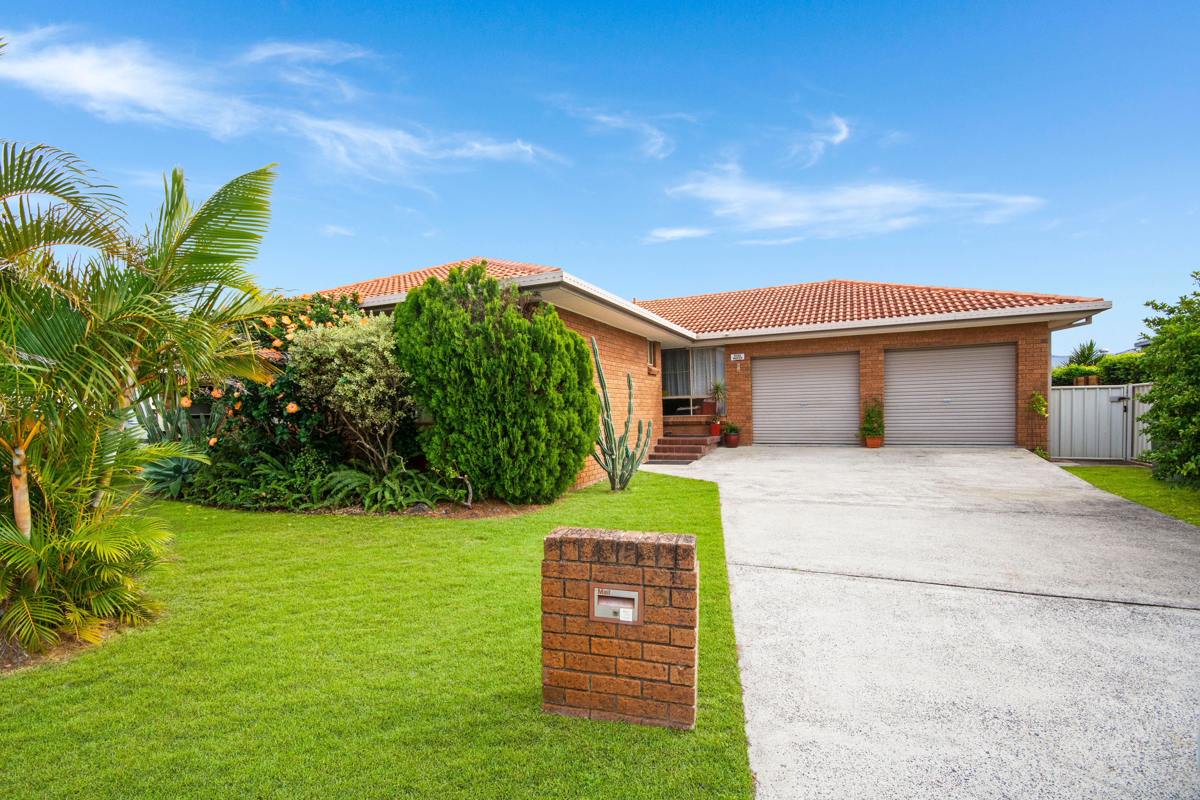 3 Willow Way