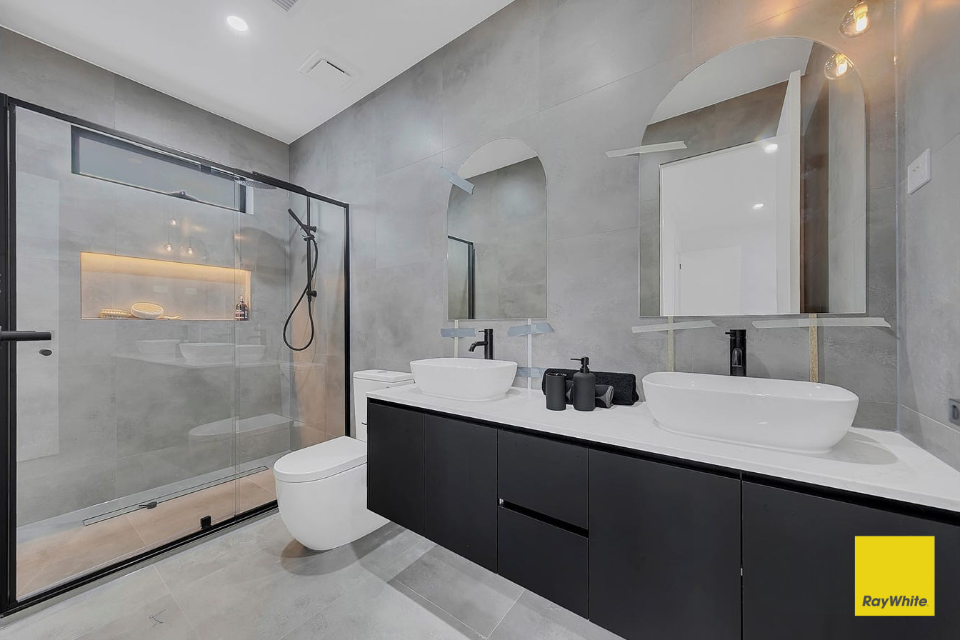 13 Sunnyside Drive — photo 3 of 16